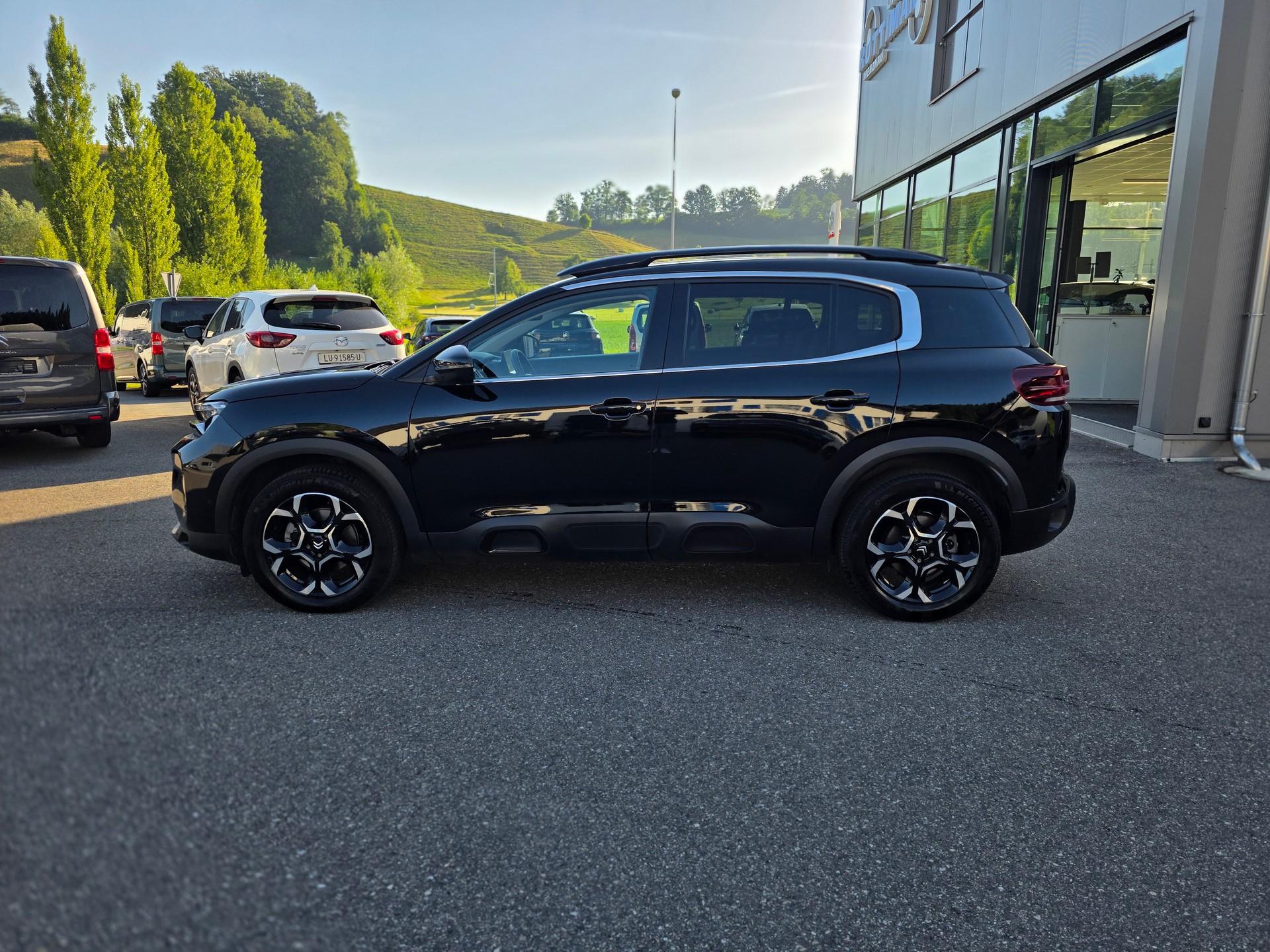 CITROEN C5 Aircross 1.2 HEV Swiss Edition-image-1