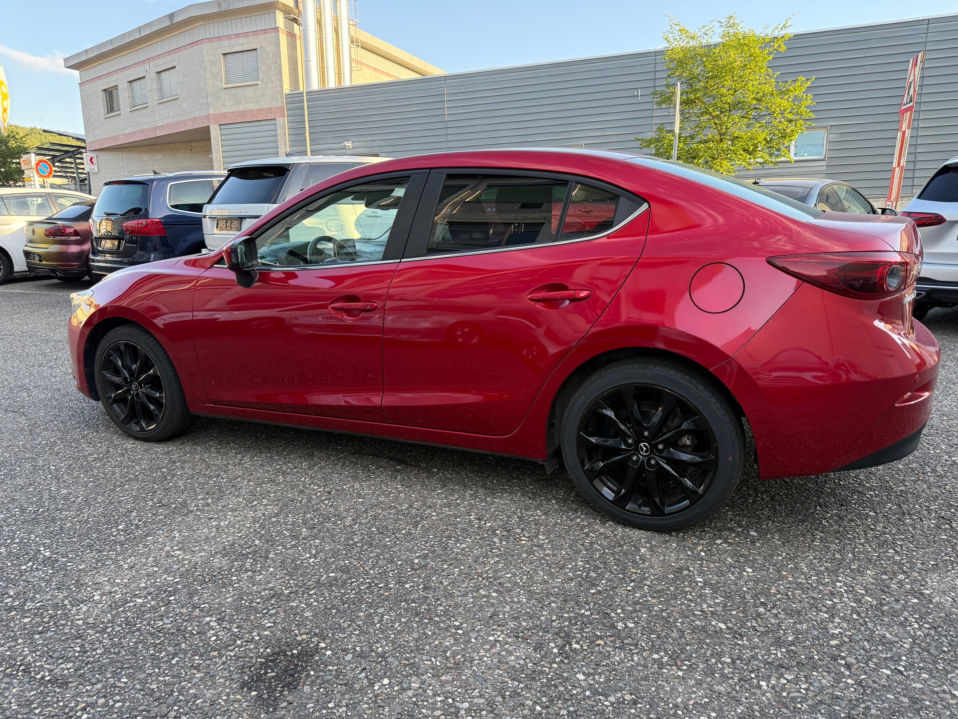 MAZDA 3 2.2 16V CD Revolution-image-1