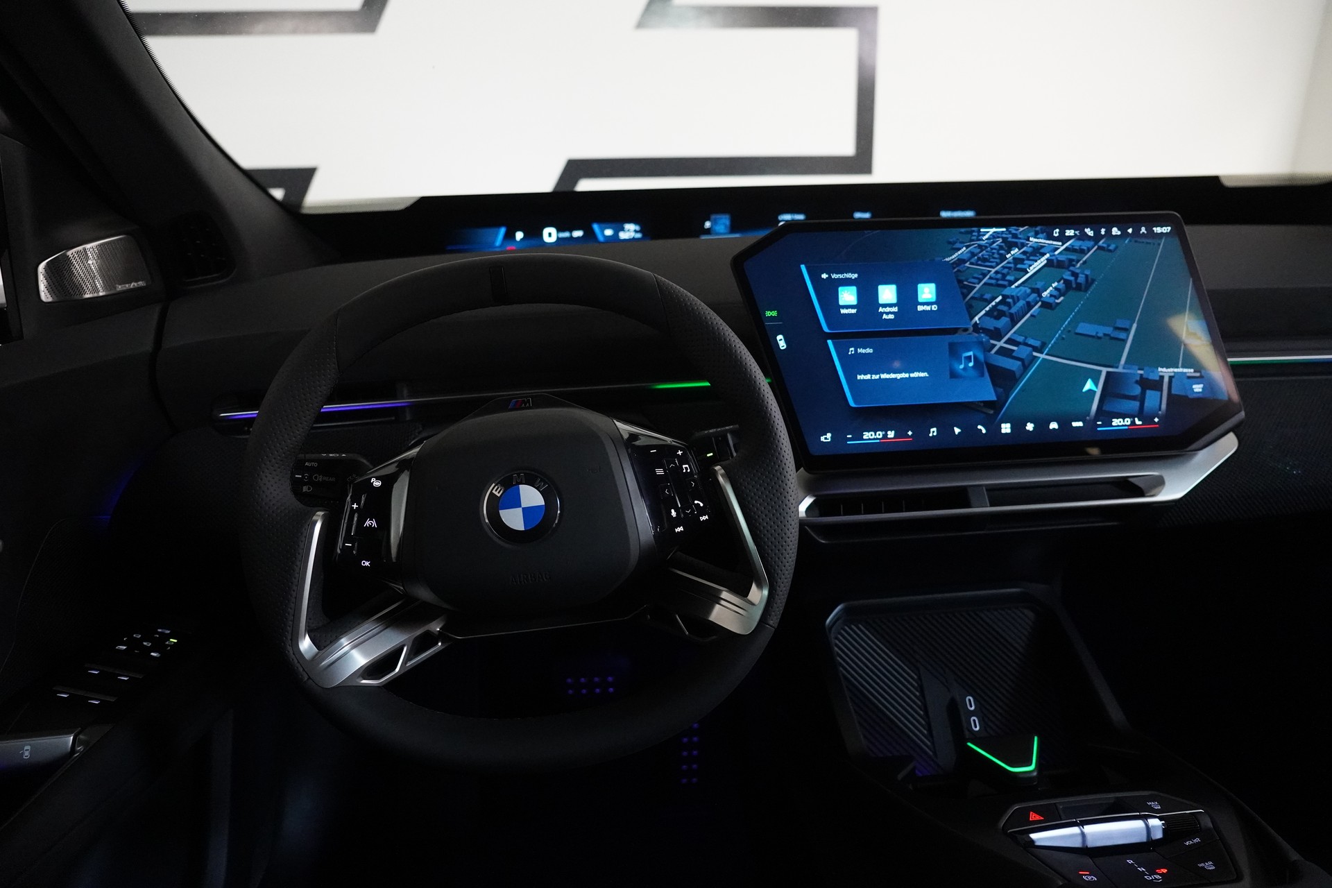 BMW iX3 50 xDrive M Sport Pro-image-19