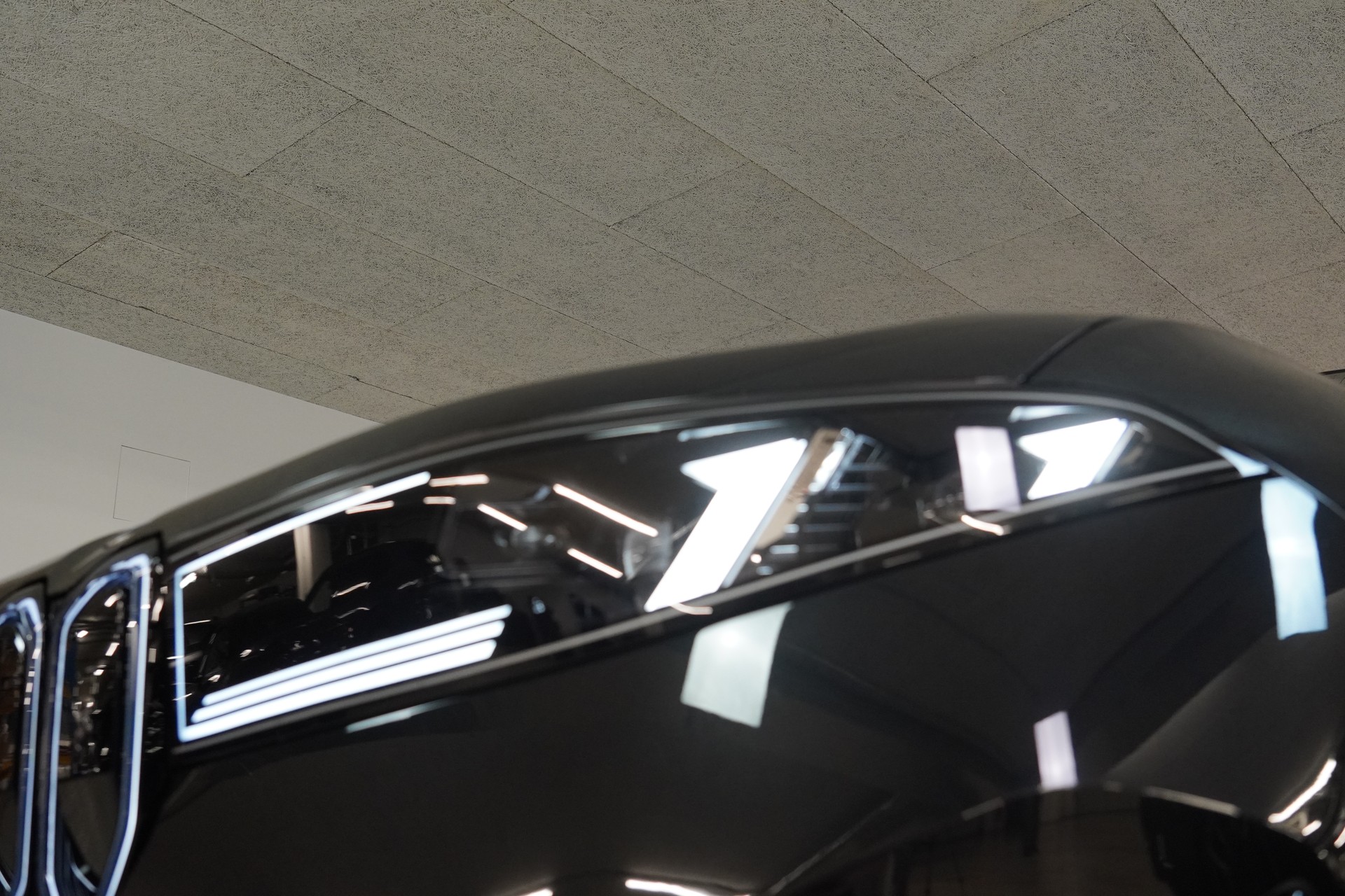 BMW iX3 50 xDrive M Sport Pro-image-8