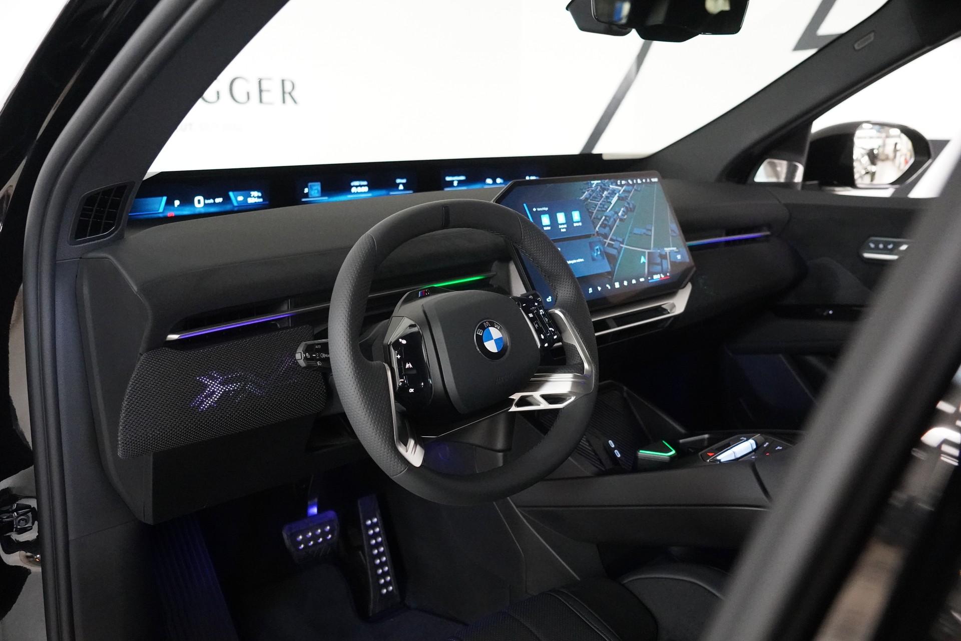BMW iX3 50 xDrive M Sport Pro-image-27