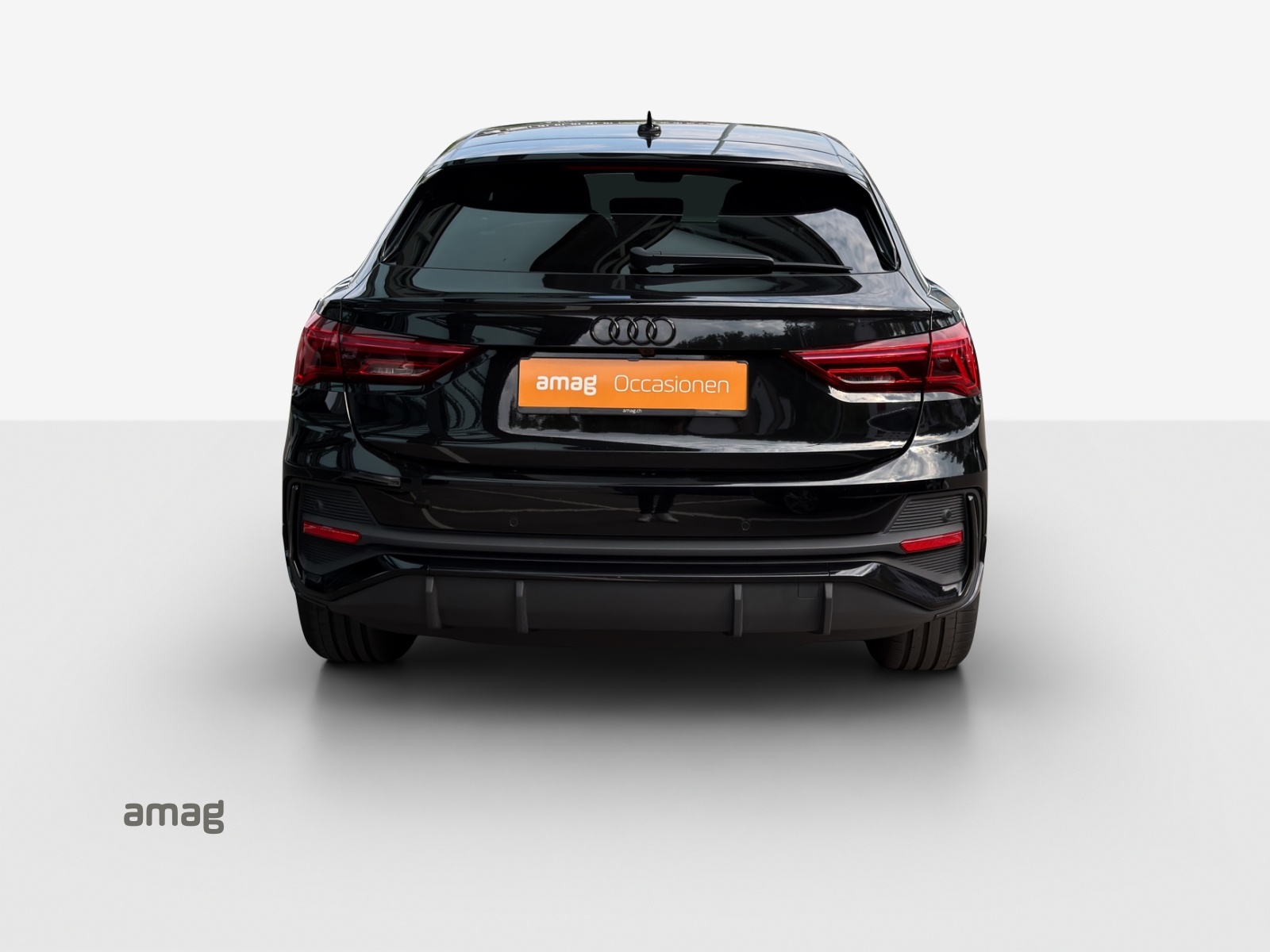 AUDI Q3 Sportback 35 TFSI S line Attraction S-tronic-image-3