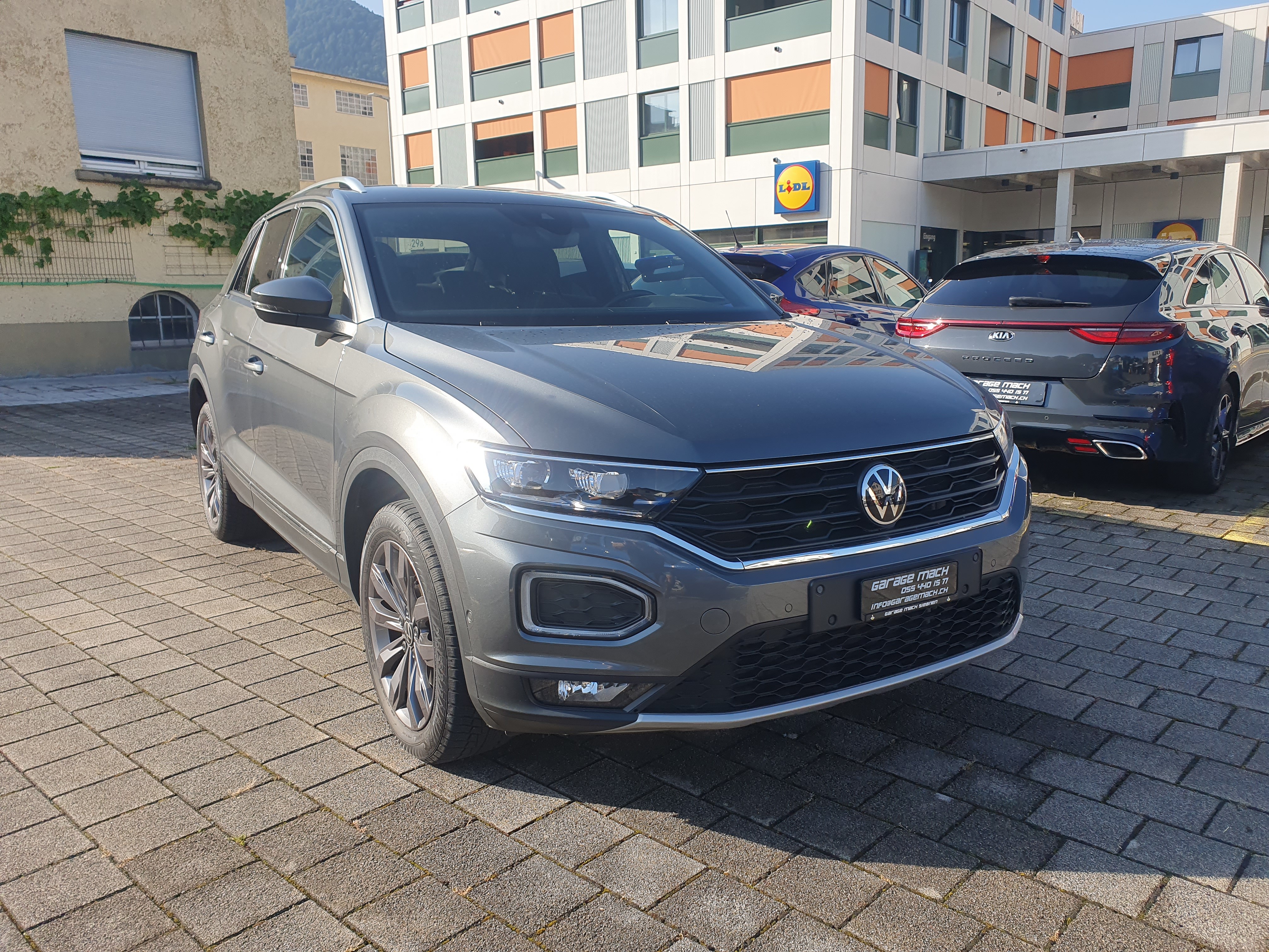 Car photo