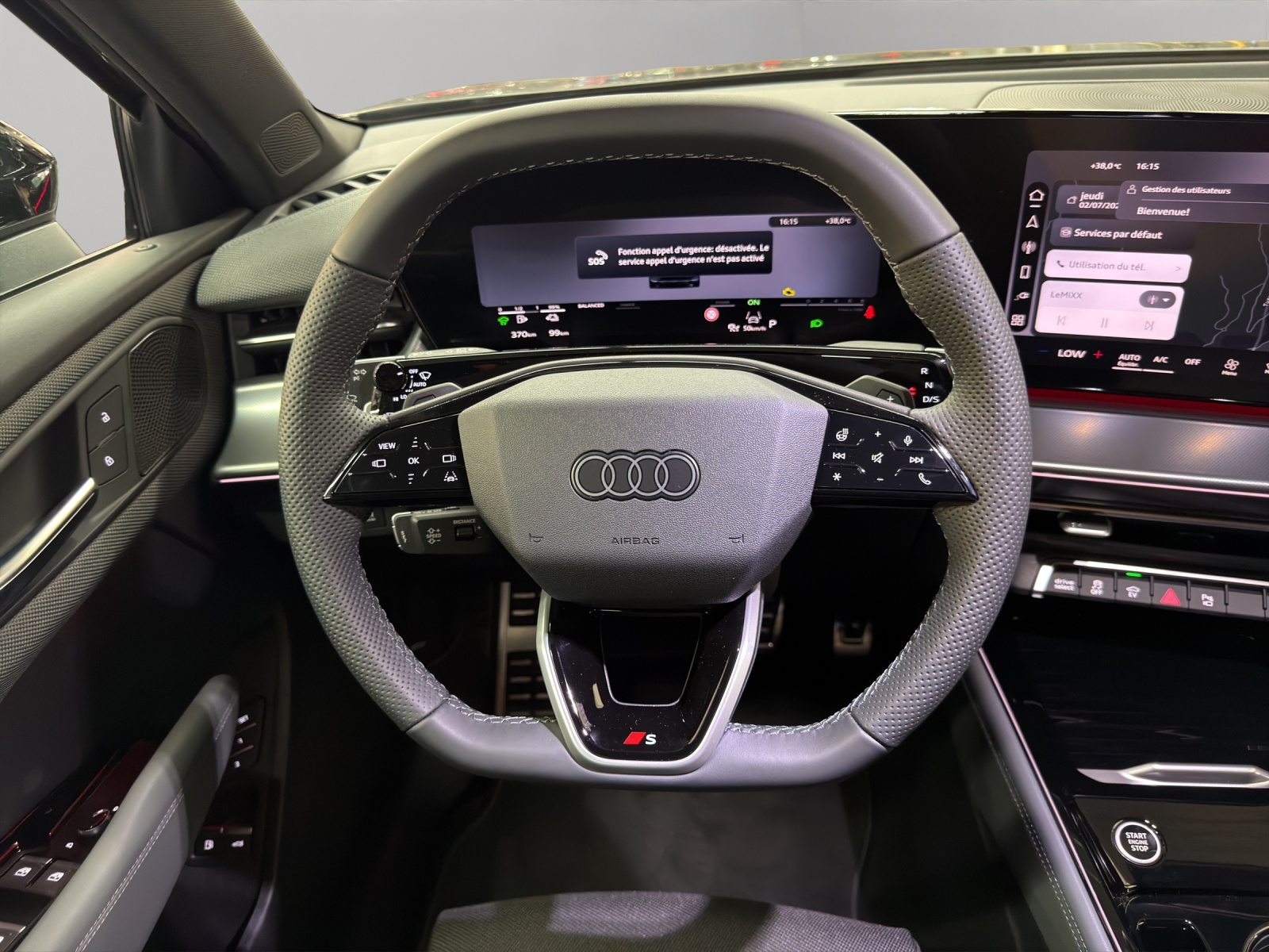 AUDI Q3 SUV e-hybrid 200 kW S tronig-image-11
