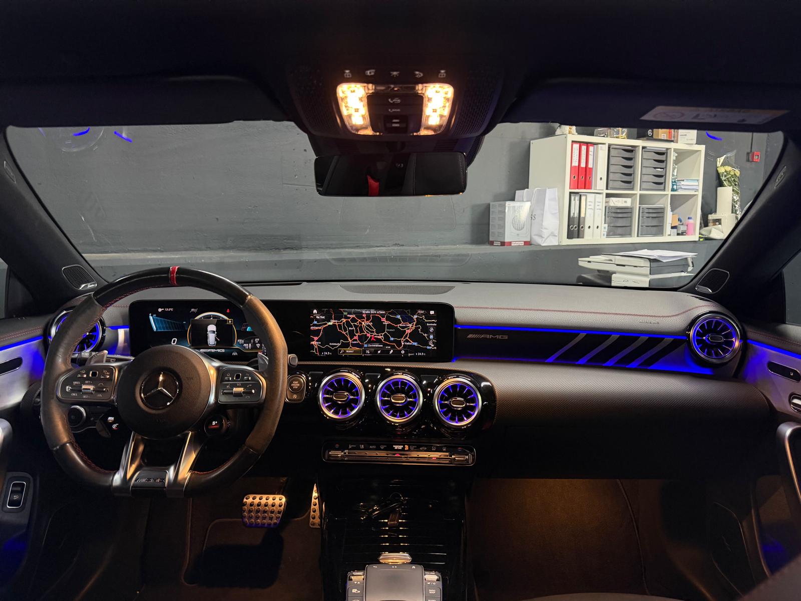 MERCEDES-BENZ CLA 35 AMG Limited Magno Matt Grey Performance 4Matic 7G-DCT CH-Fahrzeug Gratisservice&Garantie-image-10