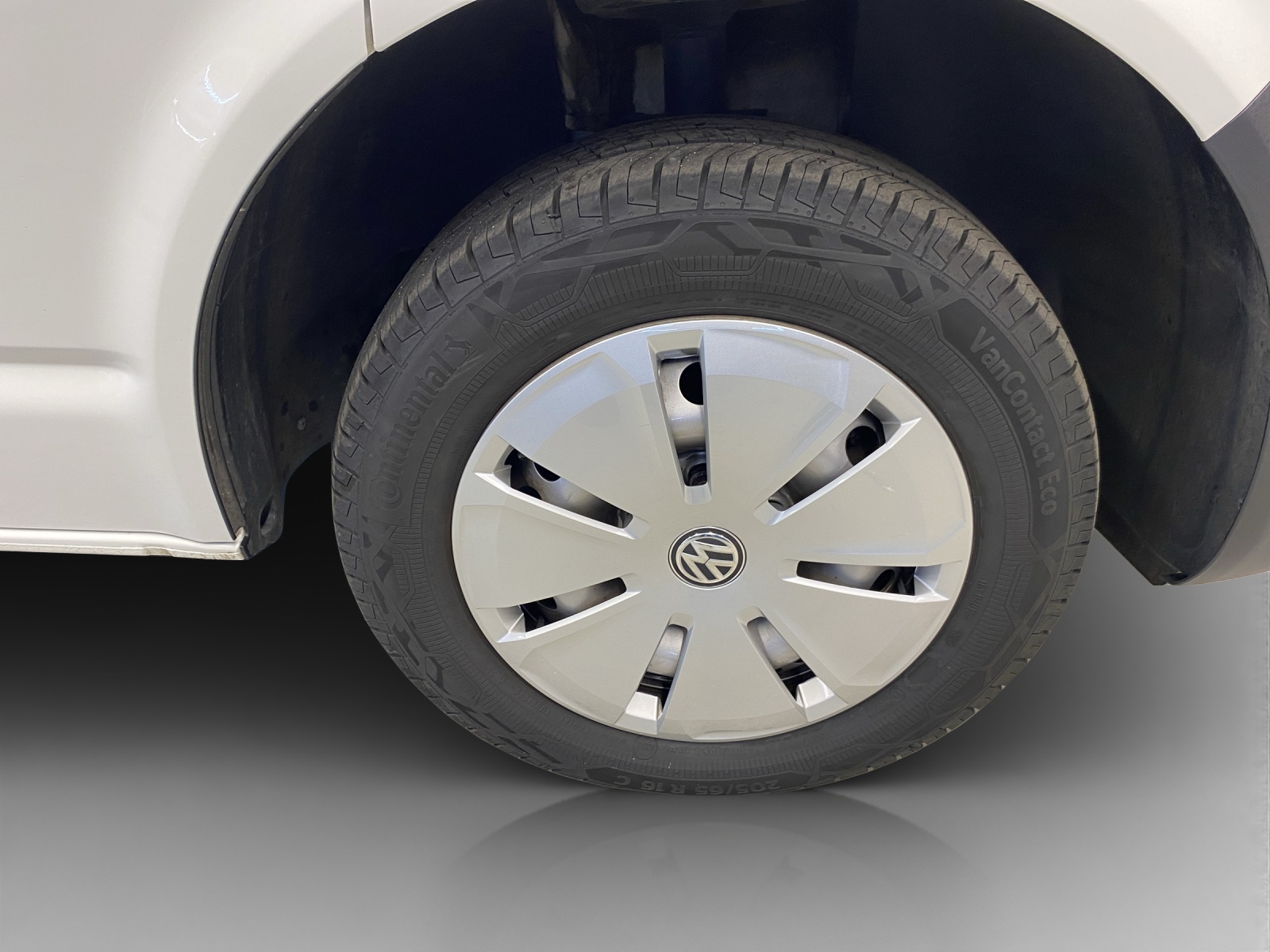 VW T6.1 2.0 TDI-image-14