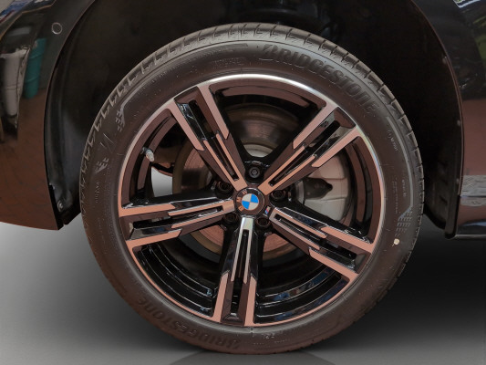 BMW 330e xDrive M Sport-image-12
