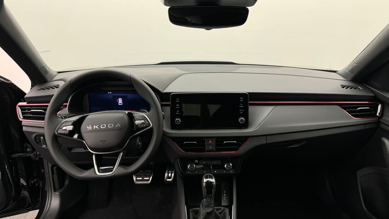 SKODA Kamiq 1.0 TSI Monte Carlo DSG-image-5