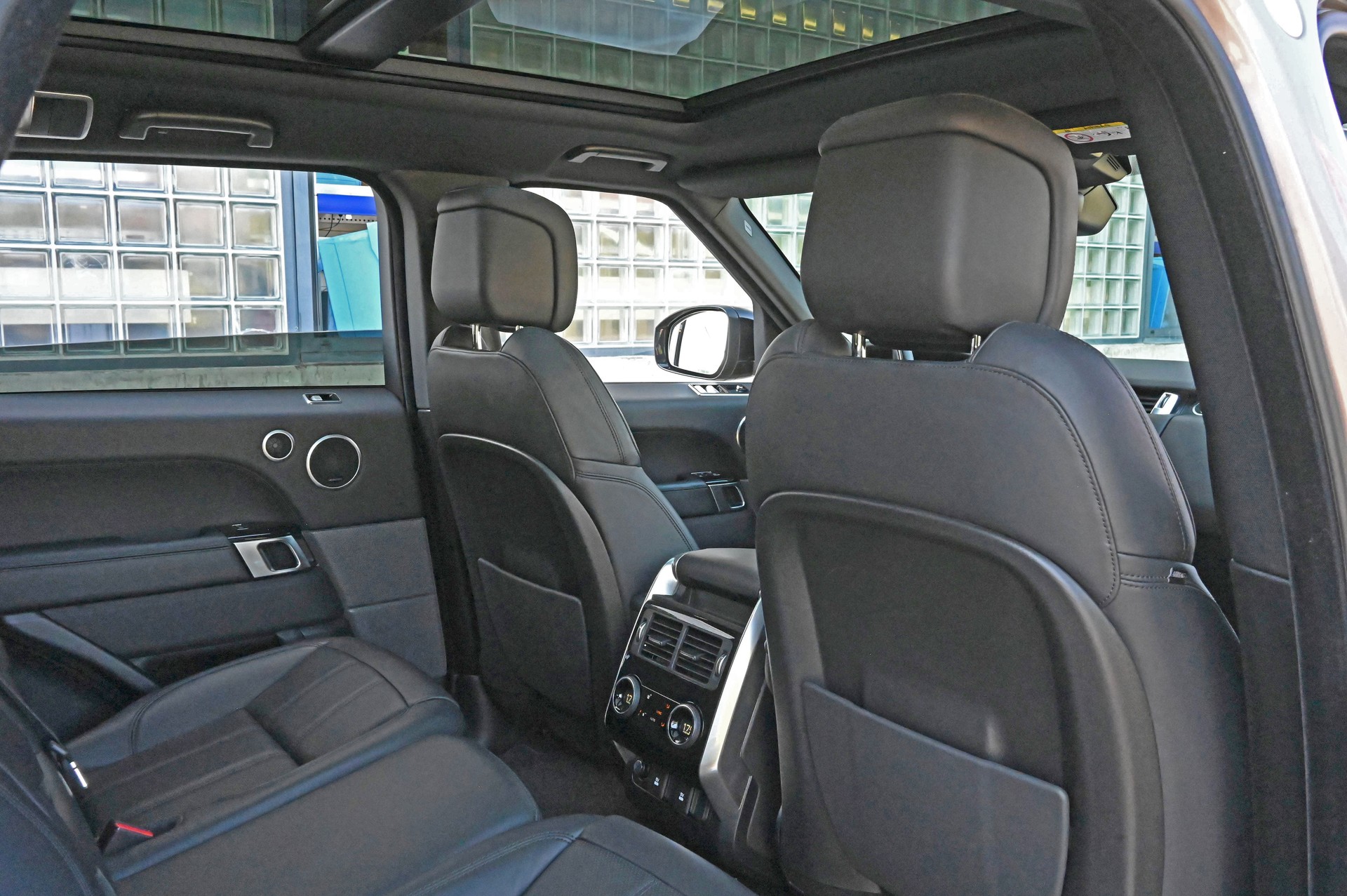 LAND ROVER Range Rover Sport D300 3.0D I6 MHEV HSE Dynamic Automatic-image-17