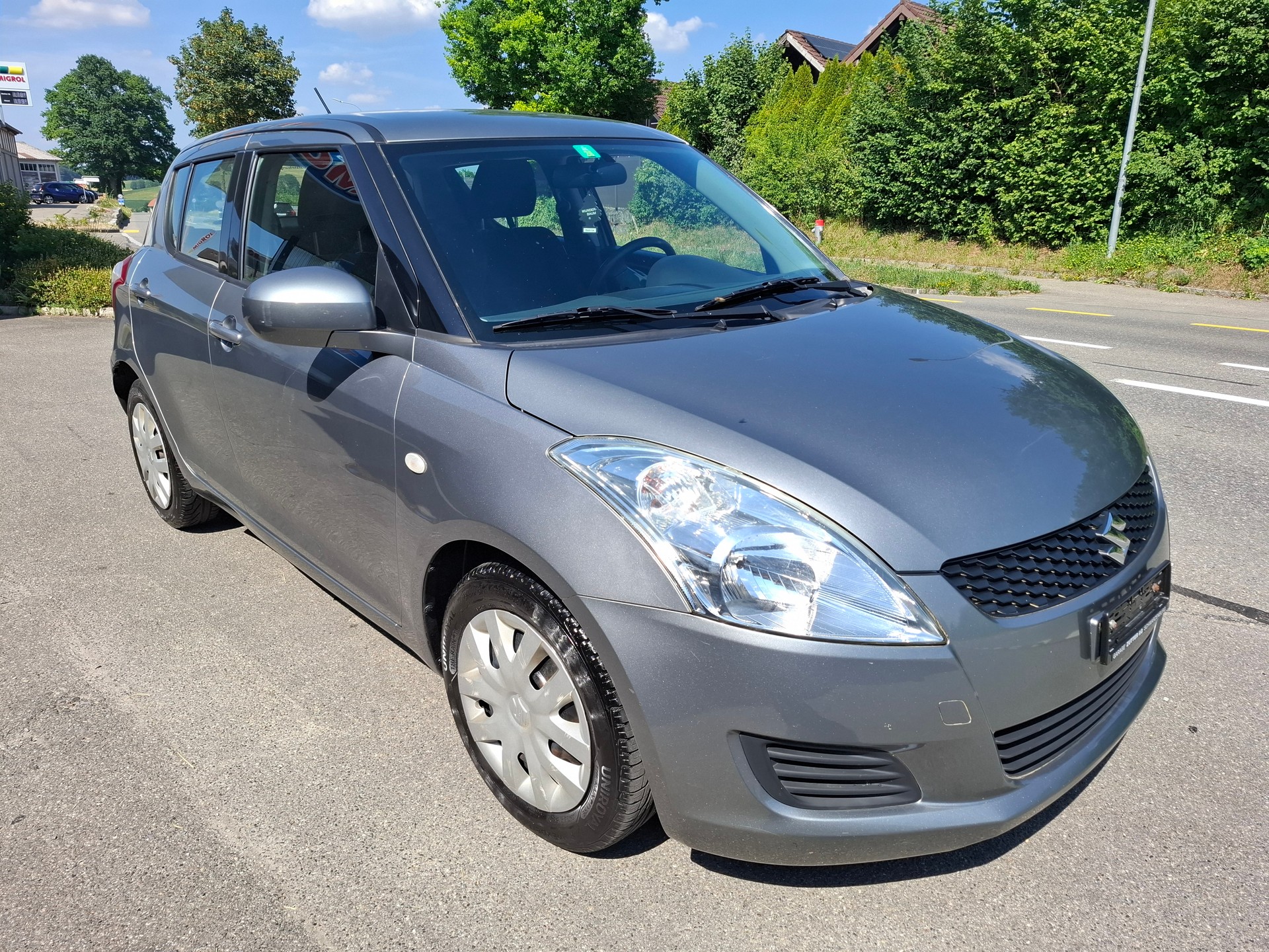 SUZUKI Swift 1.2i 16V GL Automatic-image-1