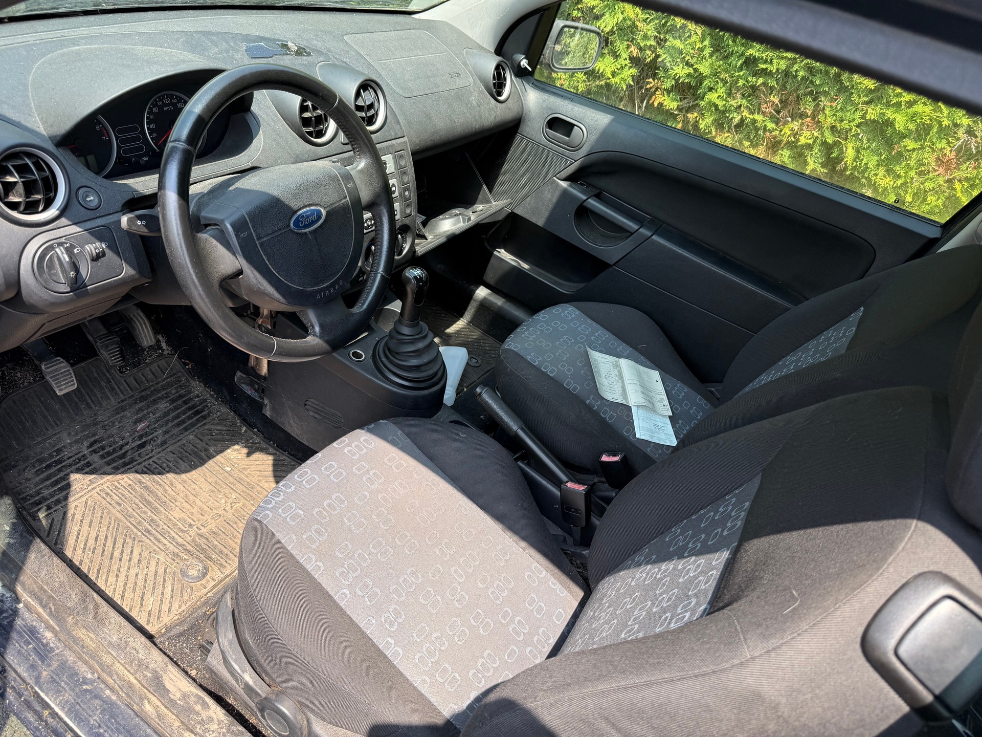 FORD Fiesta 1.3 Ambiente-image-4