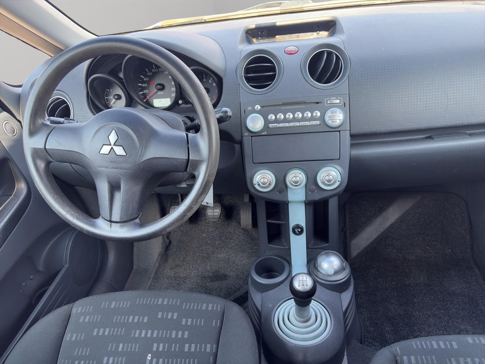 MITSUBISHI Colt 1.3 16V Invite-image-8