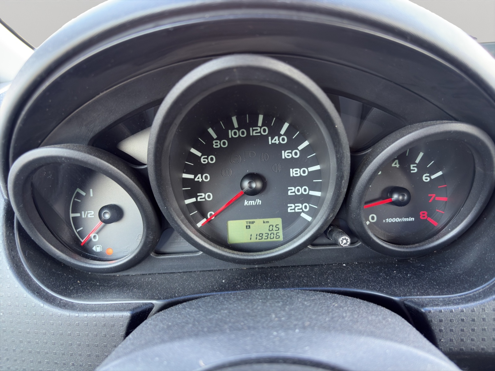 MITSUBISHI Colt 1.3 16V Invite-image-17