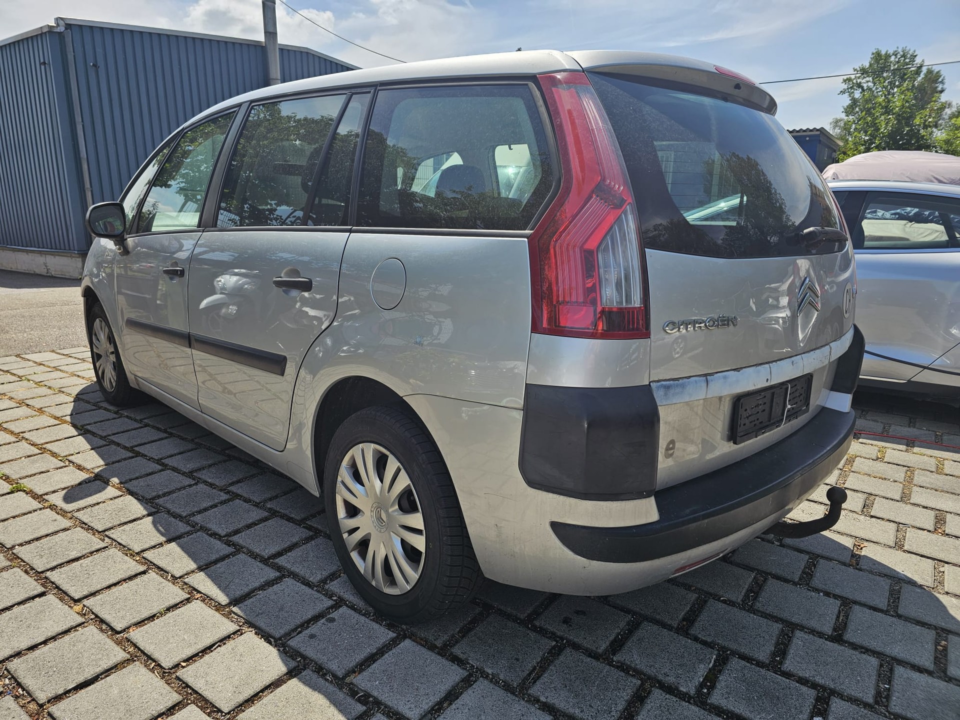 CITROEN Grand C4 Picasso 1.6 HDI 16V Dynamique-image-3