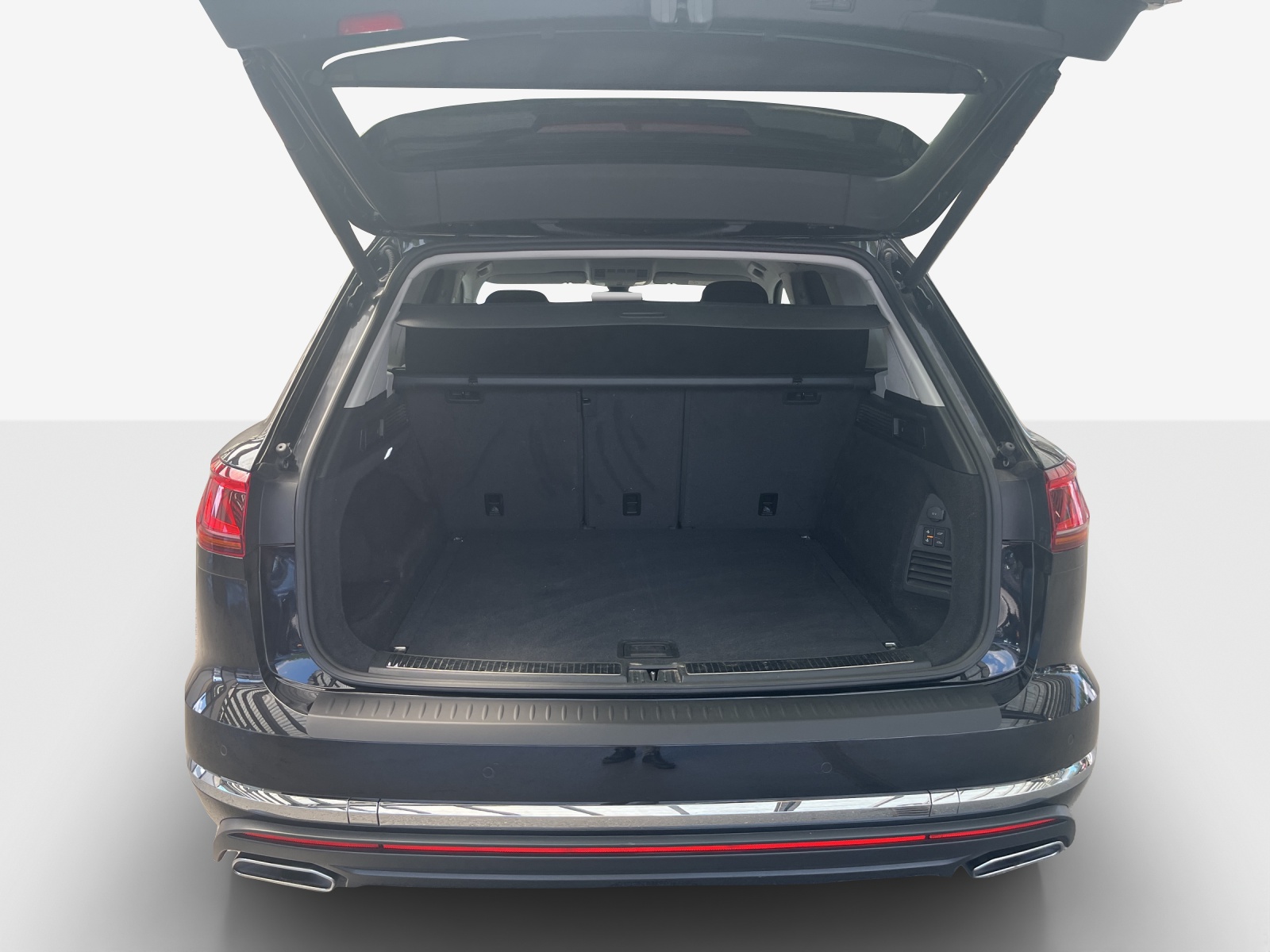 VW Touareg 3.0 TDI Elegance Tiptronic-image-10