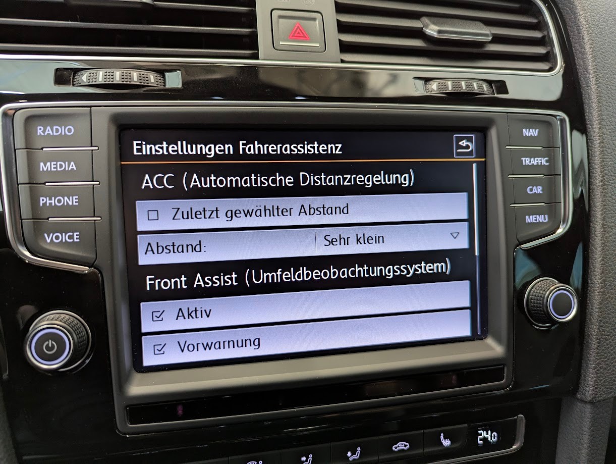 VW Golf VII 2.0 TSI R DSG 4Motion*1.HAND CH-AUTO 12MT GAR FRISCH AB MFK+AB SERVICE GROSSES NAVI CAM ACC-image-18
