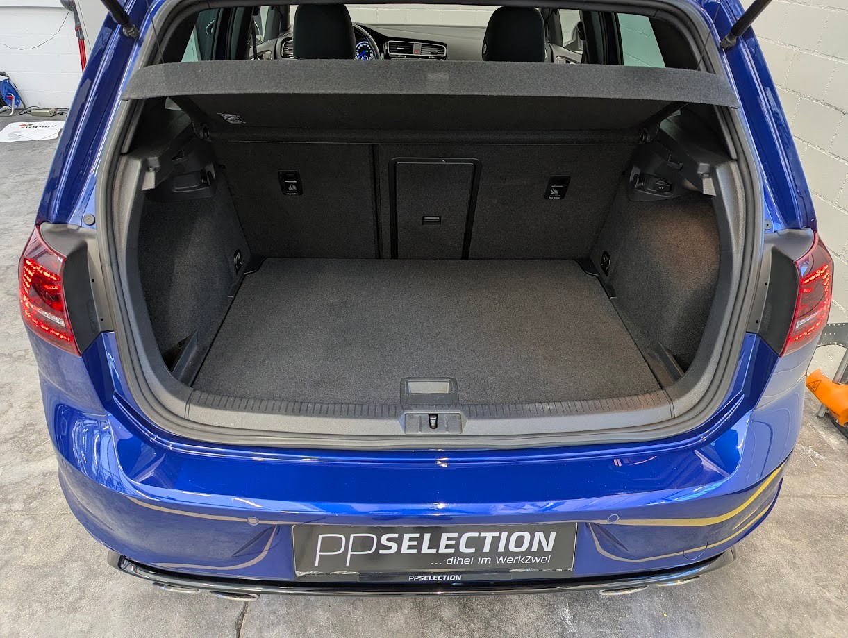 VW Golf VII 2.0 TSI R DSG 4Motion*1.HAND CH-AUTO 12MT GAR FRISCH AB MFK+AB SERVICE GROSSES NAVI CAM ACC-image-30