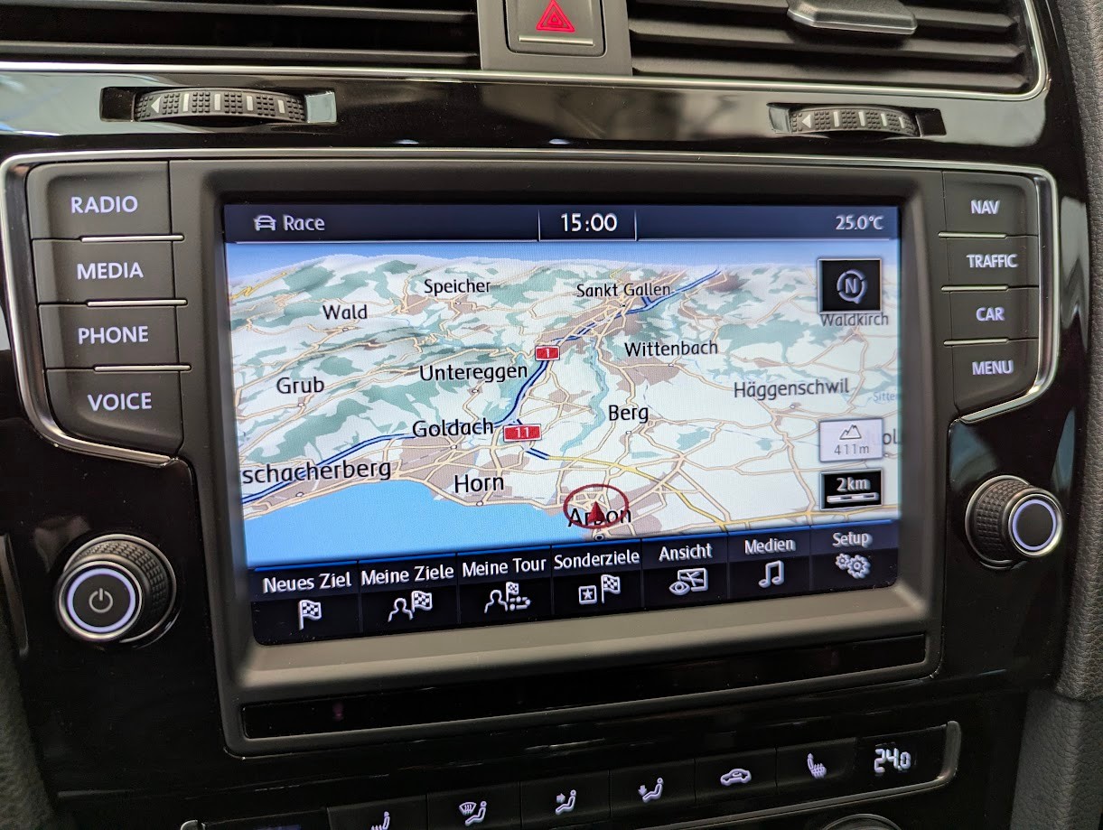 VW Golf VII 2.0 TSI R DSG 4Motion*1.HAND CH-AUTO 12MT GAR FRISCH AB MFK+AB SERVICE GROSSES NAVI CAM ACC-image-14