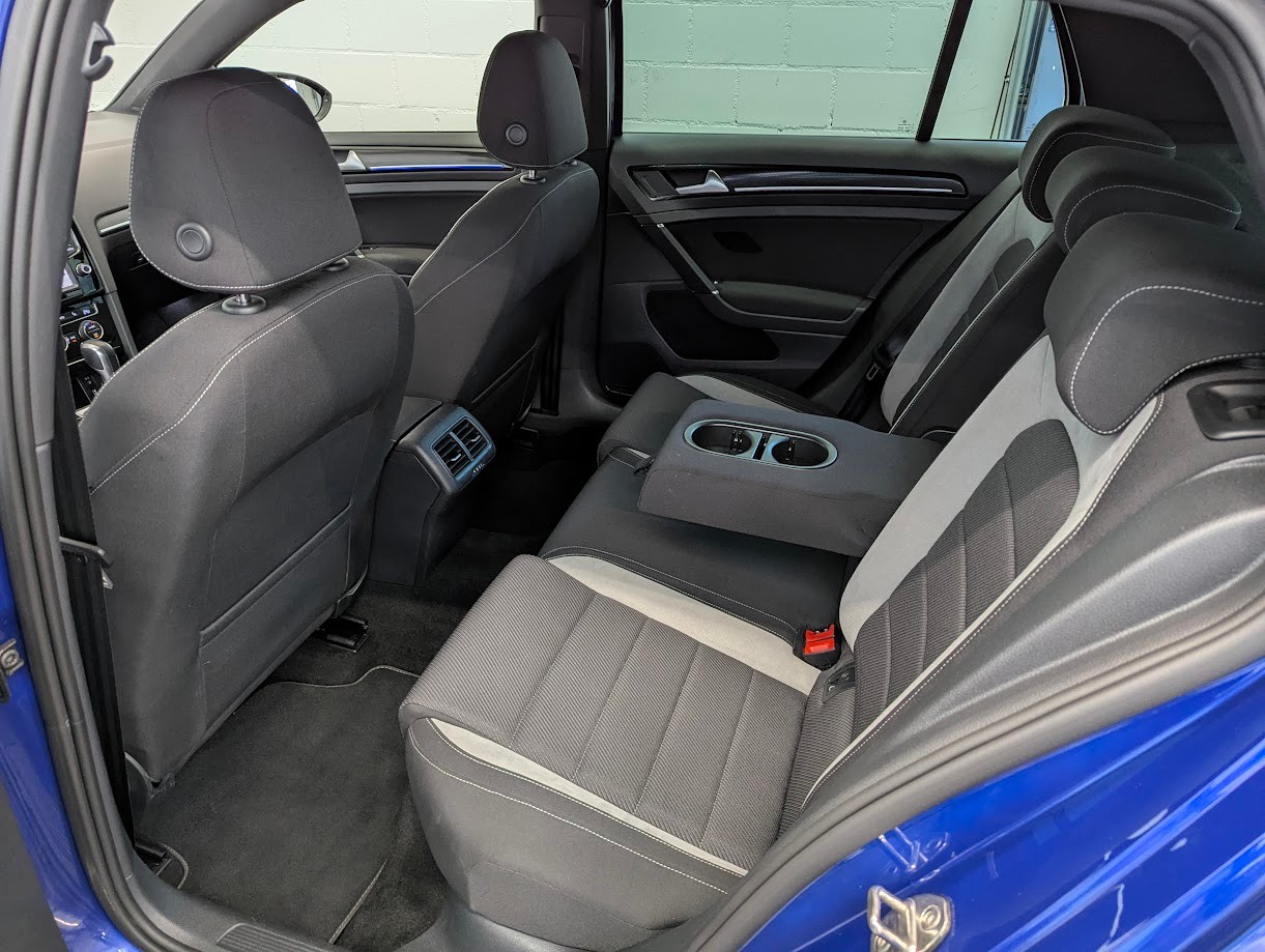 VW Golf VII 2.0 TSI R DSG 4Motion*1.HAND CH-AUTO 12MT GAR FRISCH AB MFK+AB SERVICE GROSSES NAVI CAM ACC-image-28
