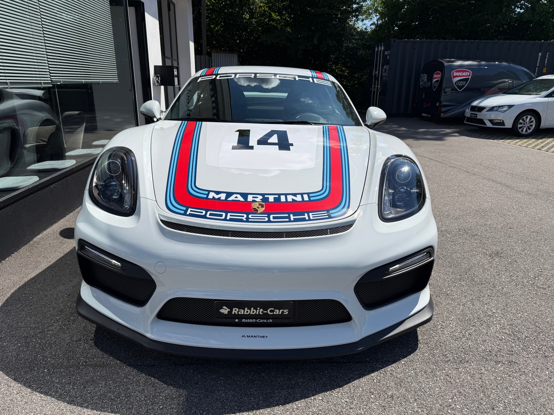 PORSCHE Cayman GT4-image-1