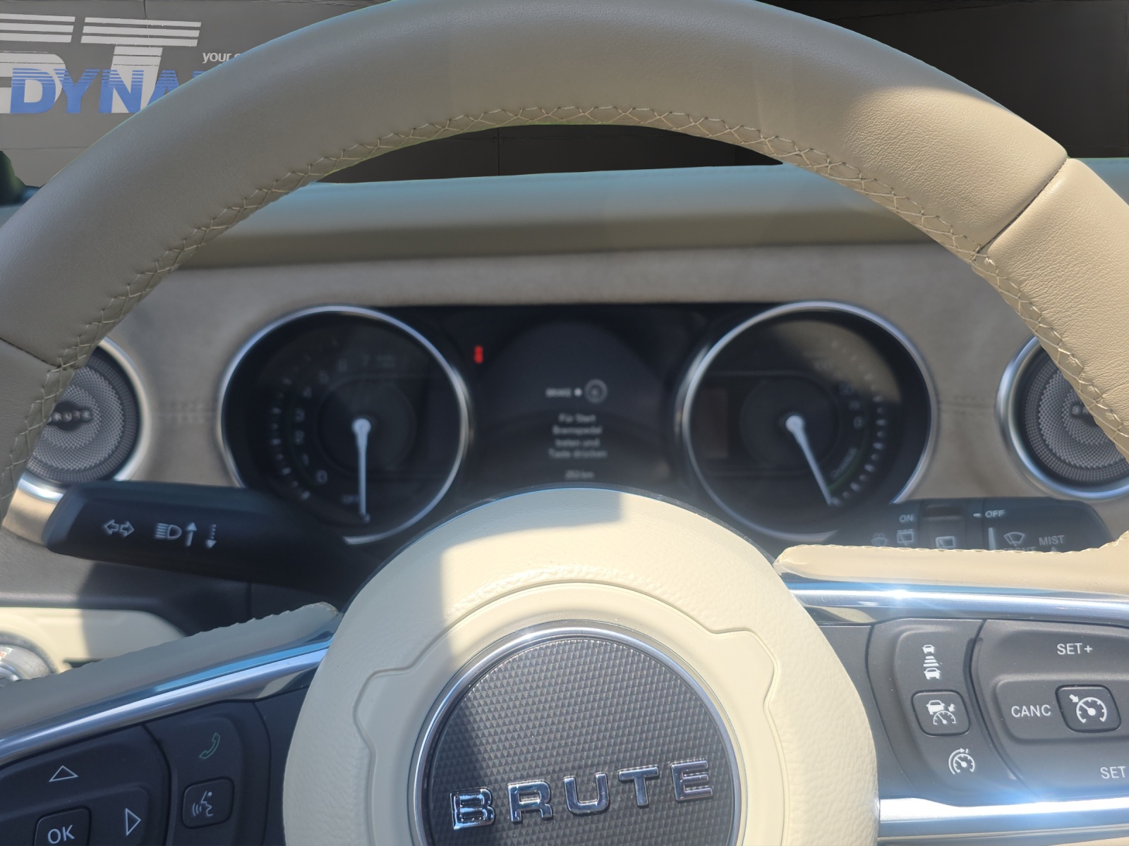 JEEP Wrangler Brute Unlimited 4xe-image-10