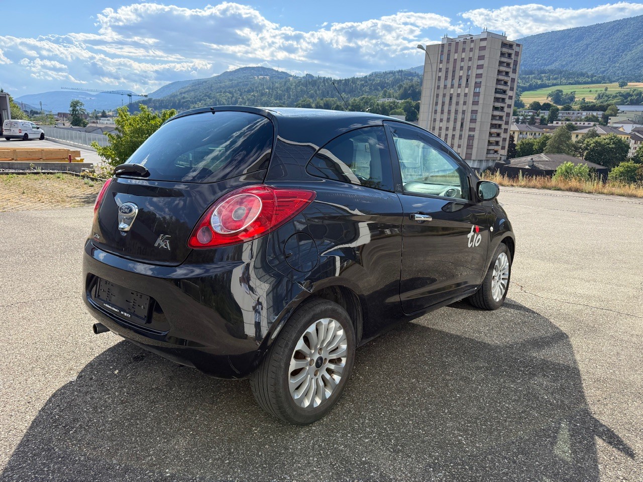 FORD KA 1.25 Titanium+-image-6