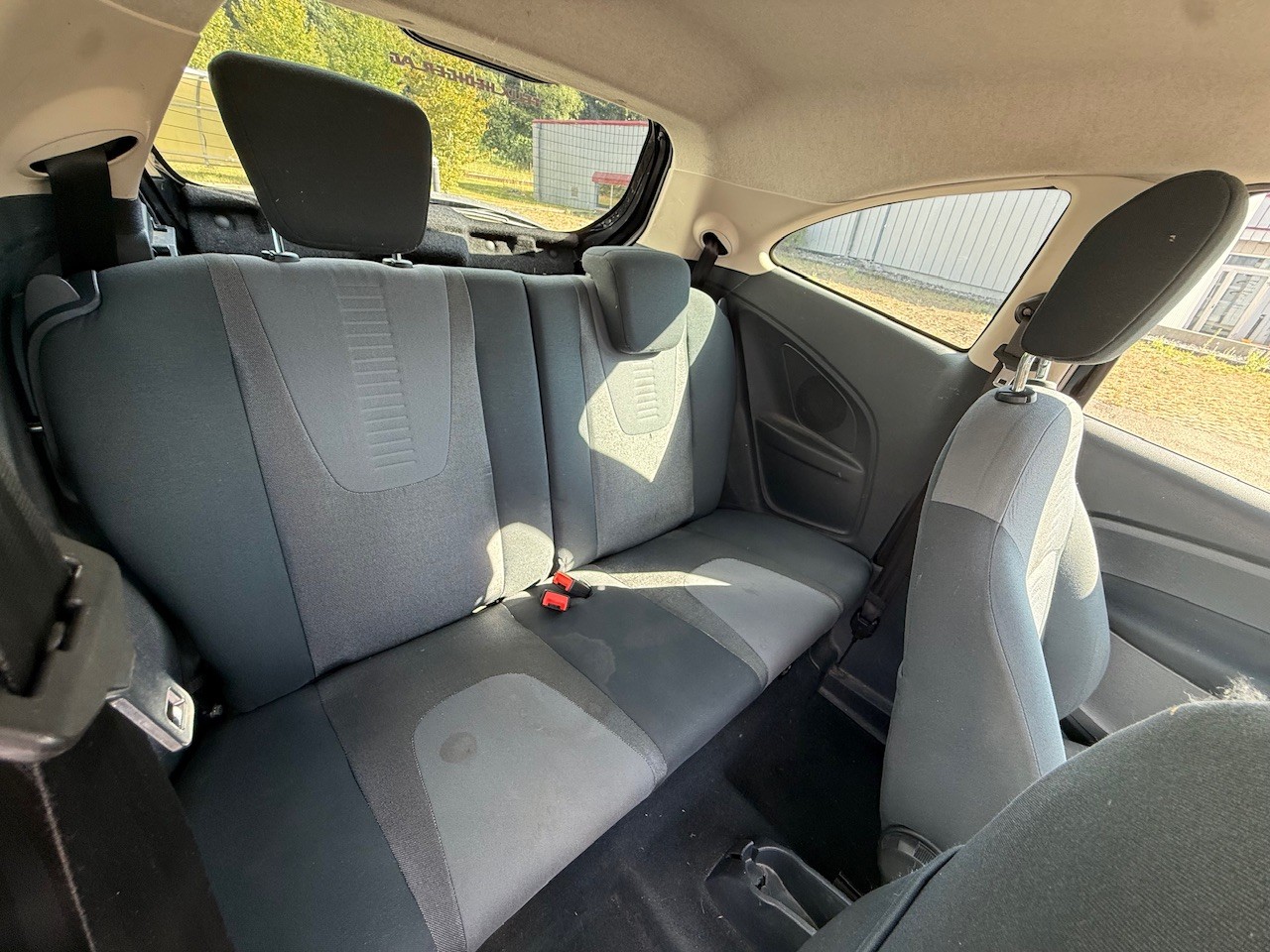 FORD KA 1.25 Titanium+-image-10