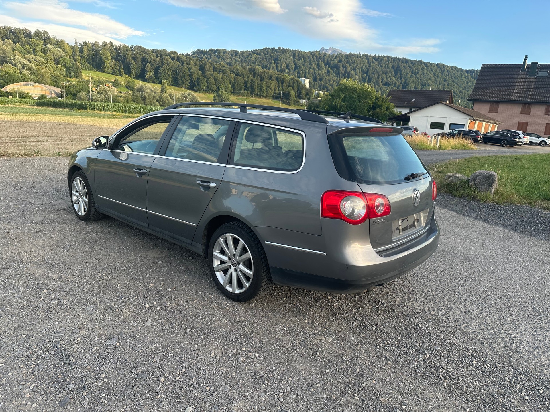 VW Passat Variant 2.0 TDI Comfortline 4Motion-image-7