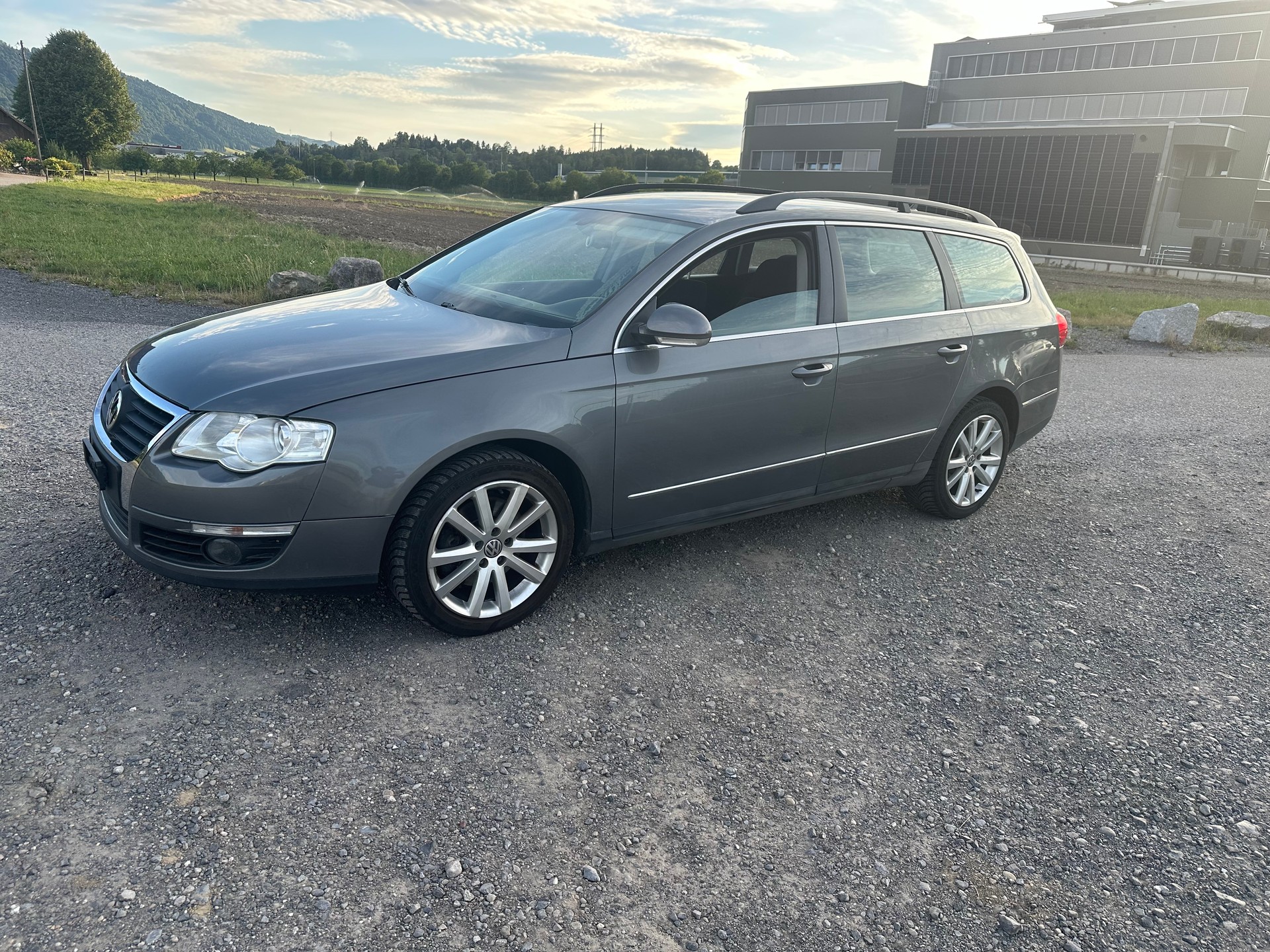 VW Passat Variant 2.0 TDI Comfortline 4Motion-image-13