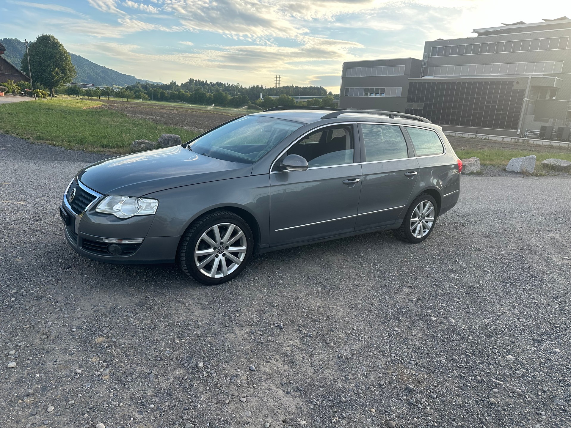 VW Passat Variant 2.0 TDI Comfortline 4Motion-image-0