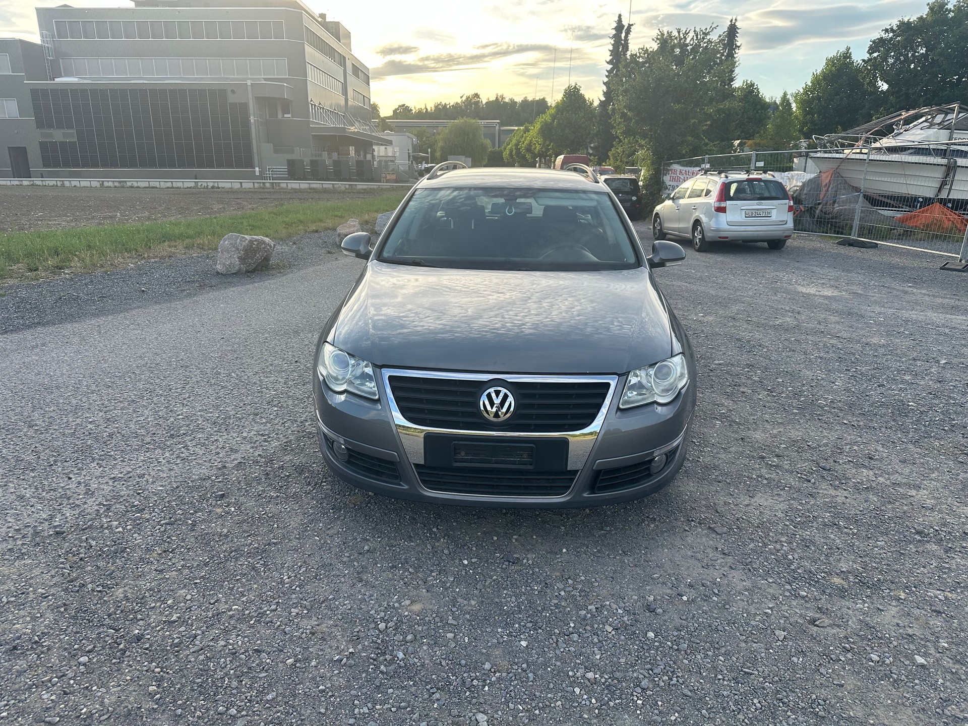 VW Passat Variant 2.0 TDI Comfortline 4Motion-image-2
