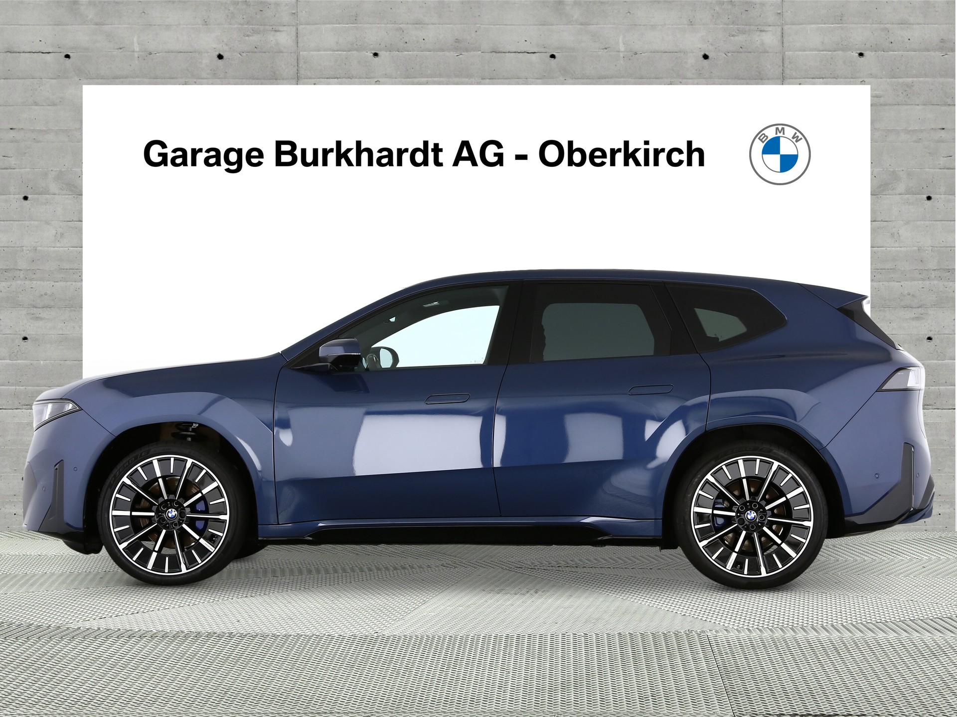 BMW iX3 50 xDrive M Sport-image-1