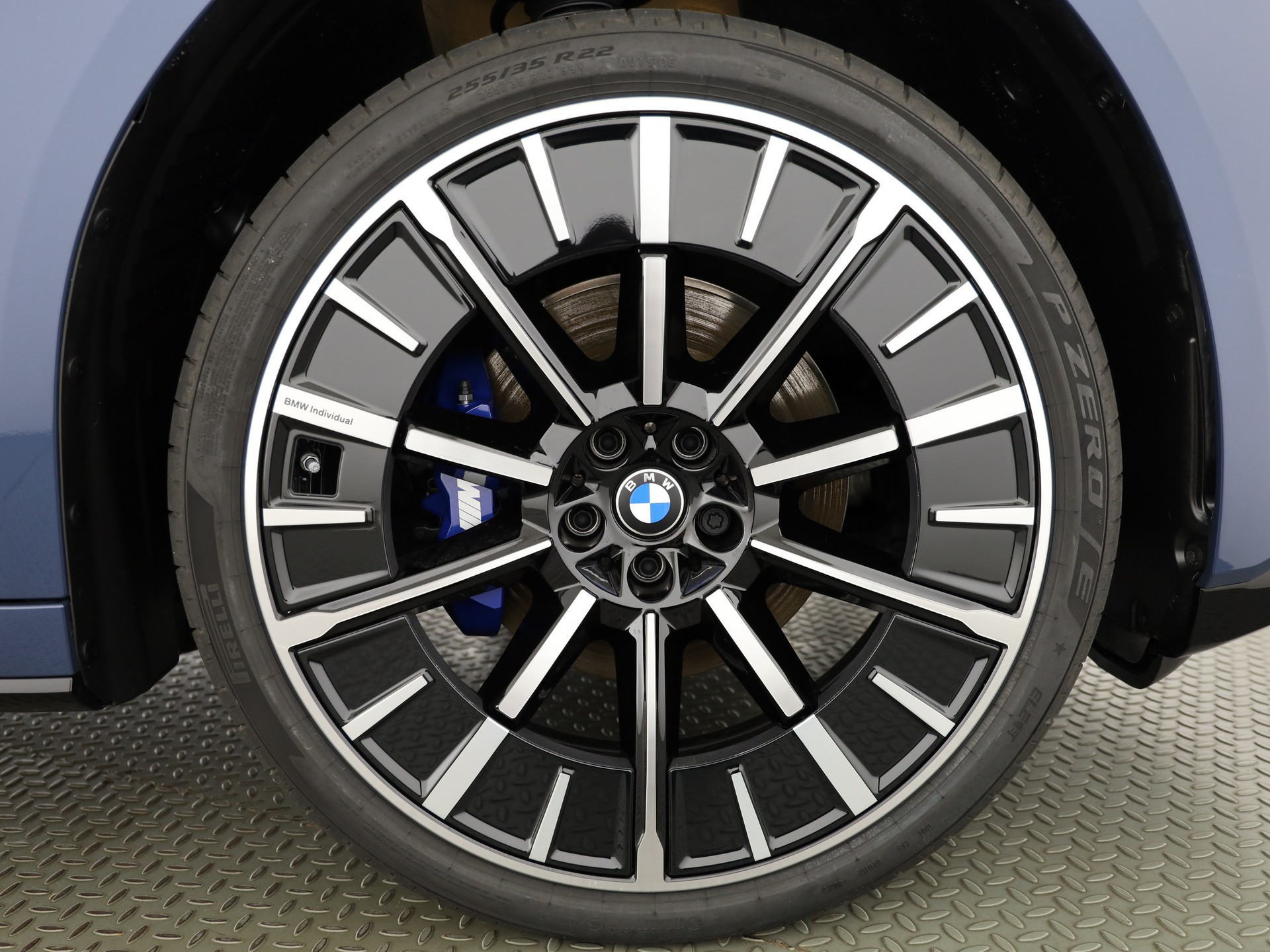 BMW iX3 50 xDrive M Sport-image-21