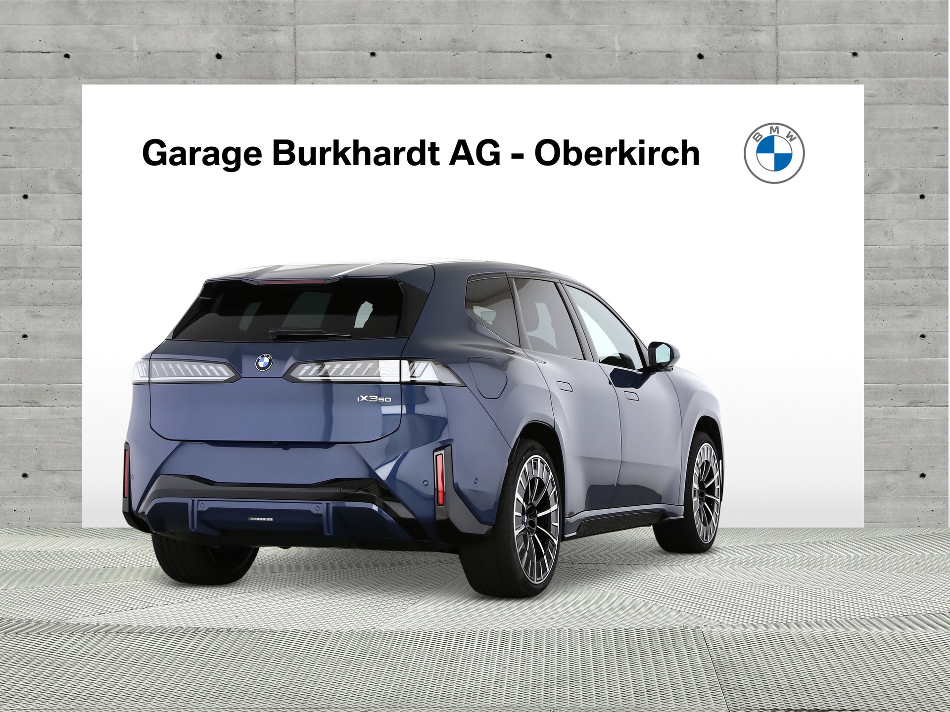 BMW iX3 50 xDrive M Sport-image-4