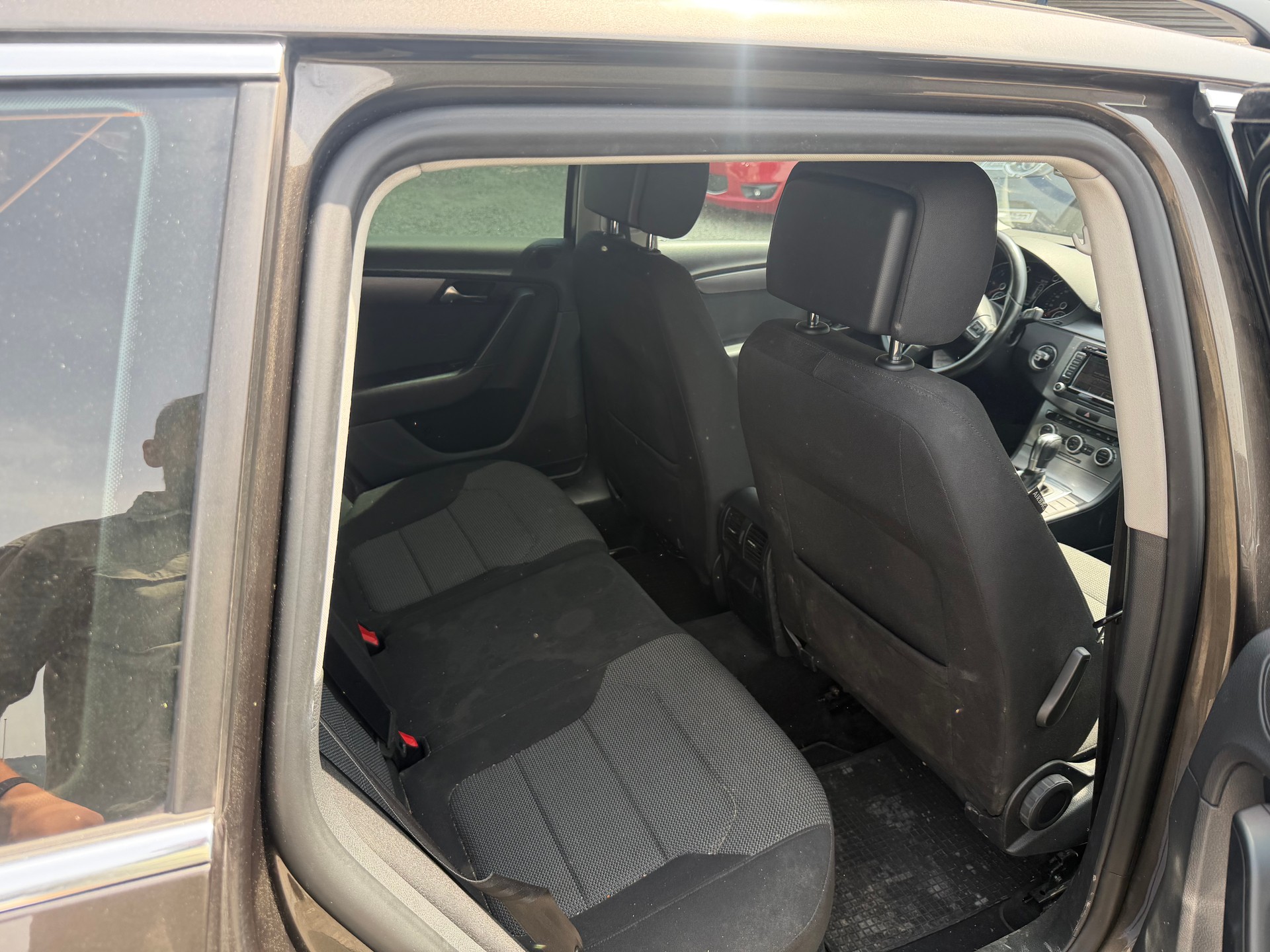 VW Passat Variant 2.0 TDI BMT Comfortline DSG-image-9