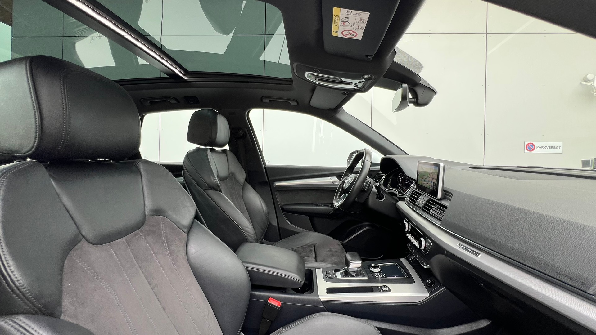 AUDI Q5 2.0 TDI SPORT BLACK QUATTRO S-TRONIC l 190 PS-image-24