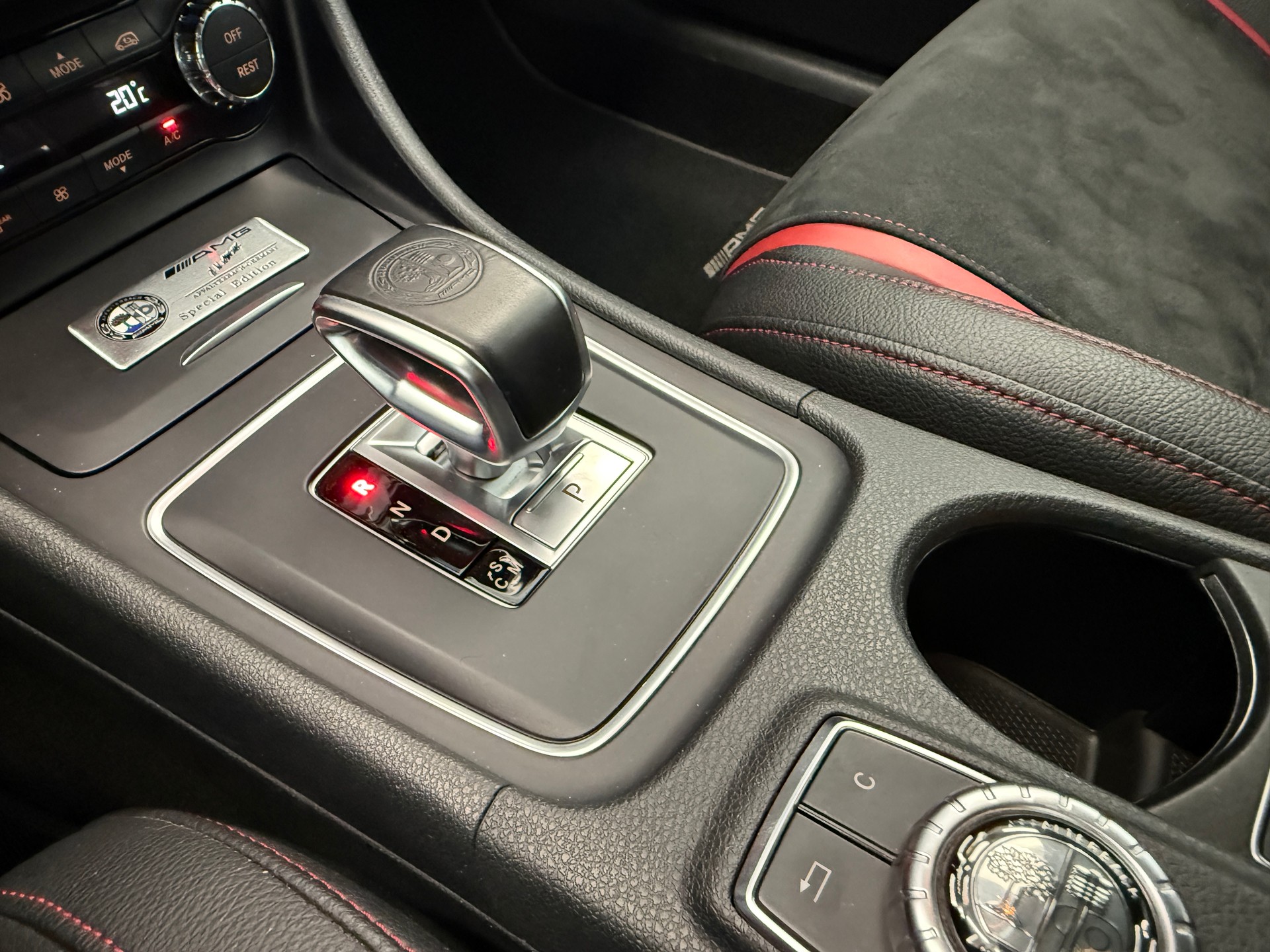 MERCEDES-BENZ GLA 45 AMG 4Matic 7G-DCT Ab 260.- pro Monat-image-15