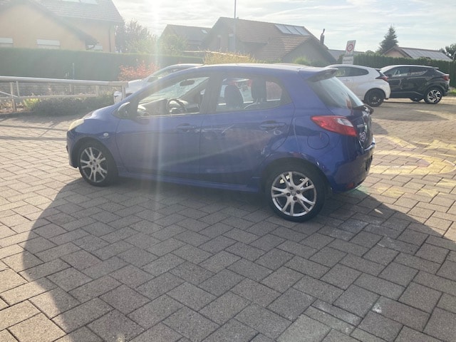 MAZDA 2 1.5i 16V Sport-image-6