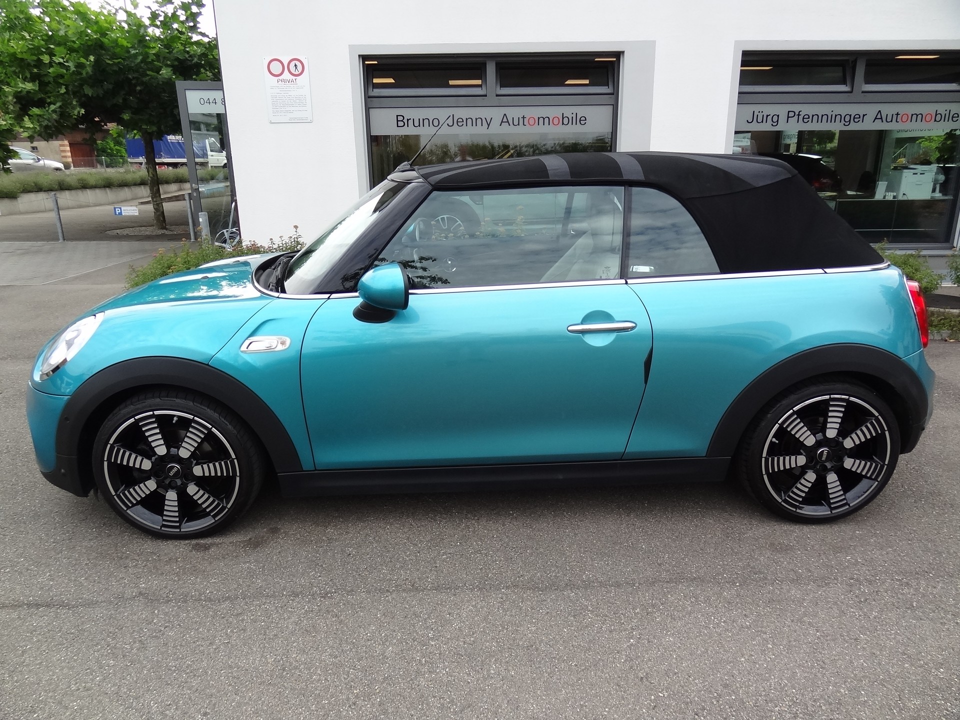 MINI Cooper S Cabriolet Steptronic-image-3