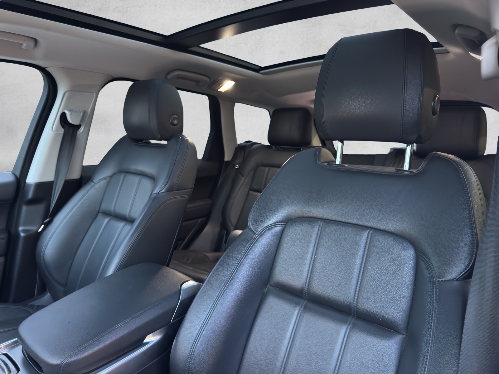 LAND ROVER Range Rover Sport 2.0 Si4 S Automatic-image-18