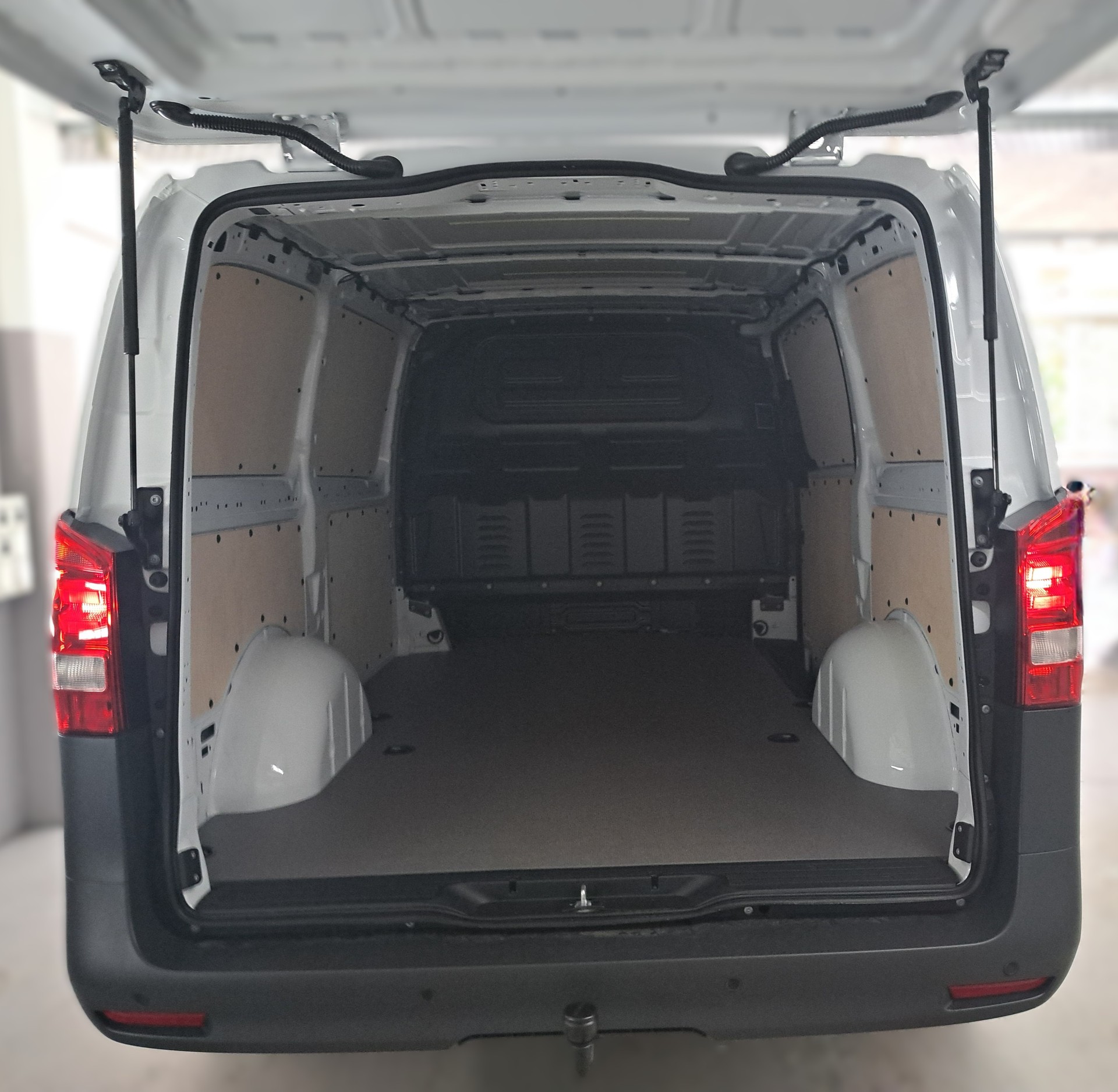 MERCEDES-BENZ Vito 116 CDI 4MATIC KA PRO 3200mm L-image-3