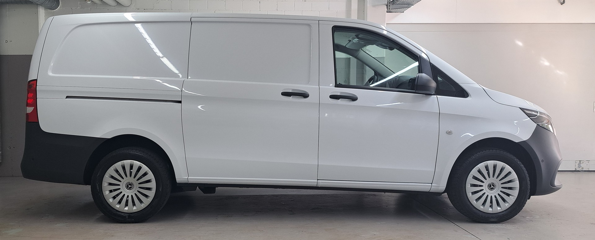 MERCEDES-BENZ Vito 116 CDI 4MATIC KA PRO 3200mm L-image-1
