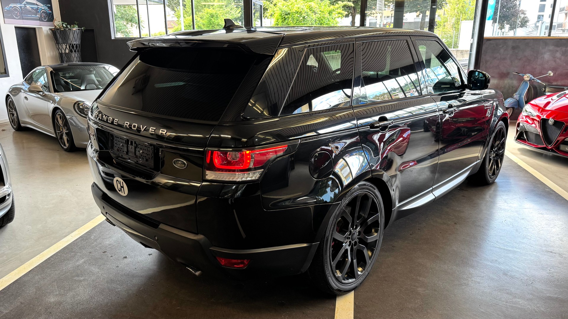 LAND ROVER Range Rover Sport 3.0 SDV6 HSE Automatic-image-15