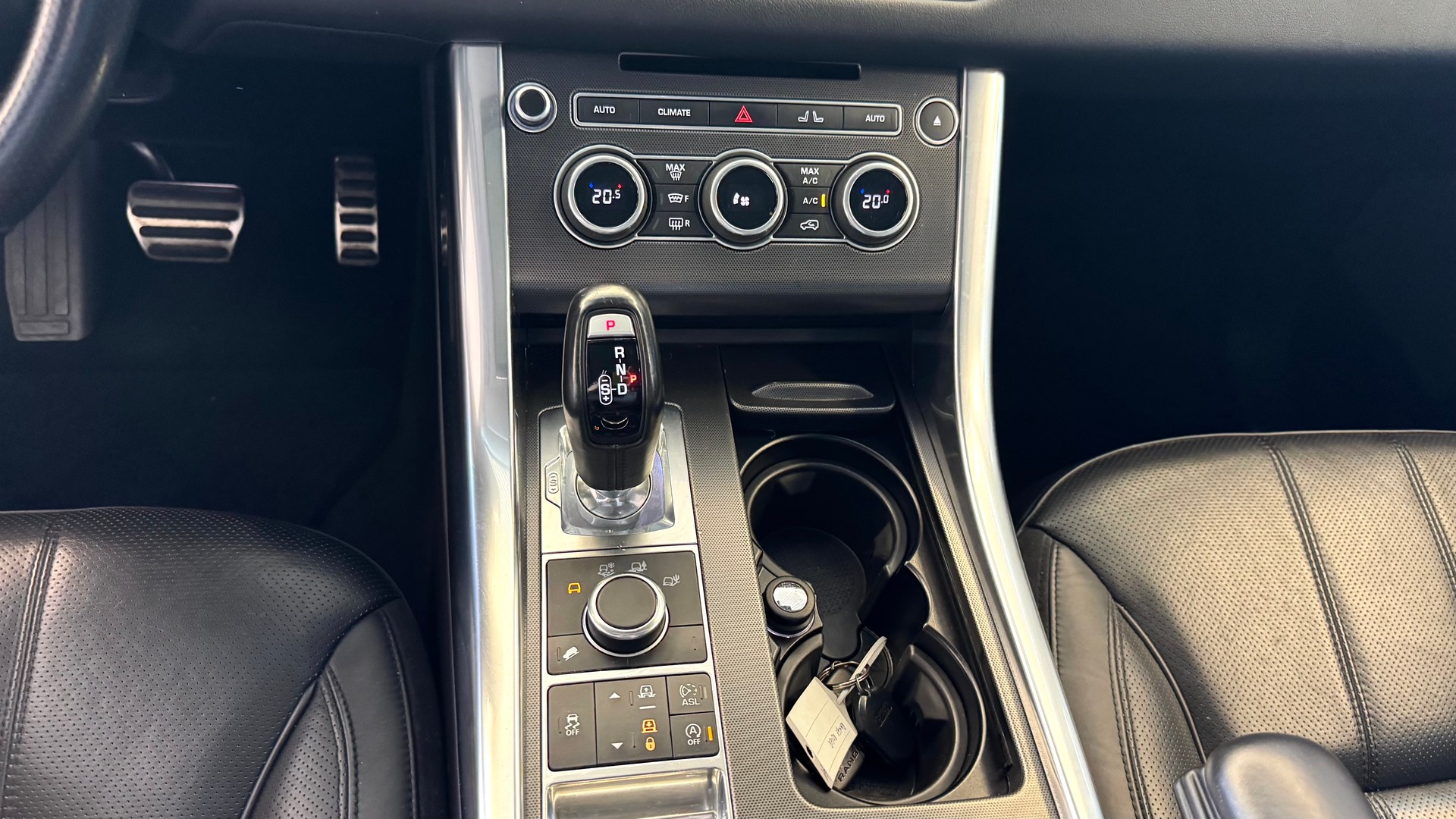 LAND ROVER Range Rover Sport 3.0 SDV6 HSE Automatic-image-13