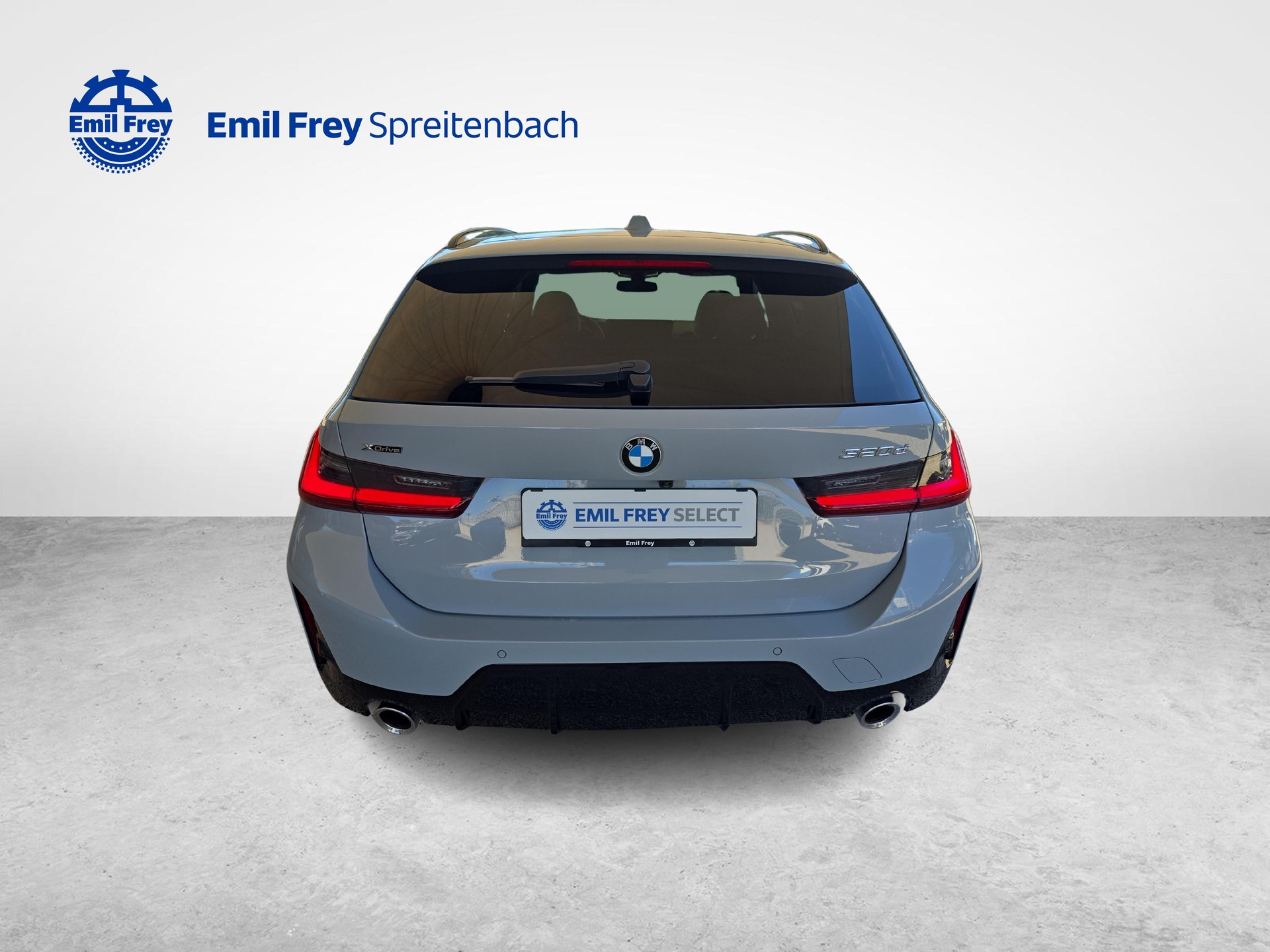 BMW 320d xDrive Touring-image-3
