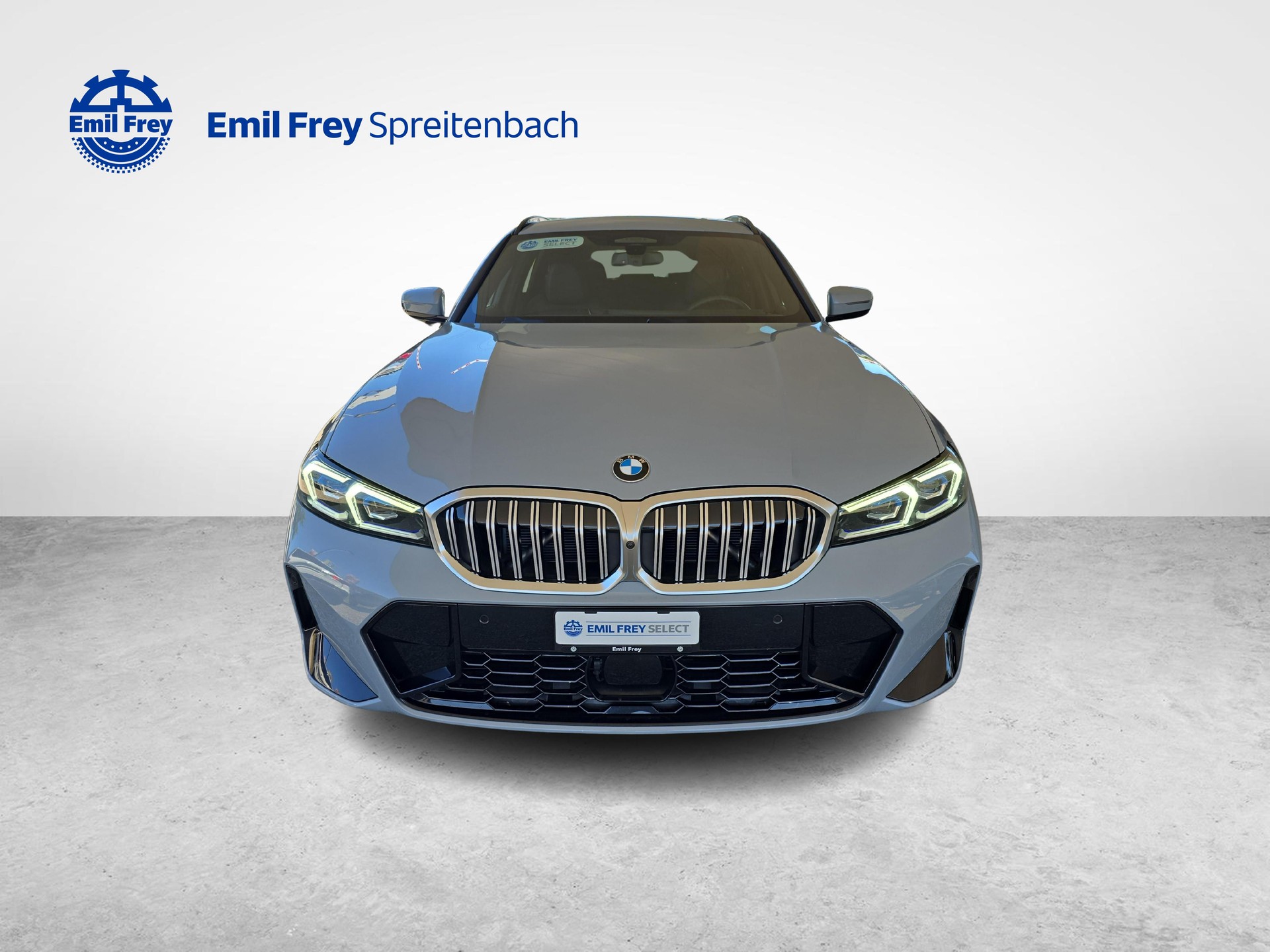 BMW 320d xDrive Touring-image-7