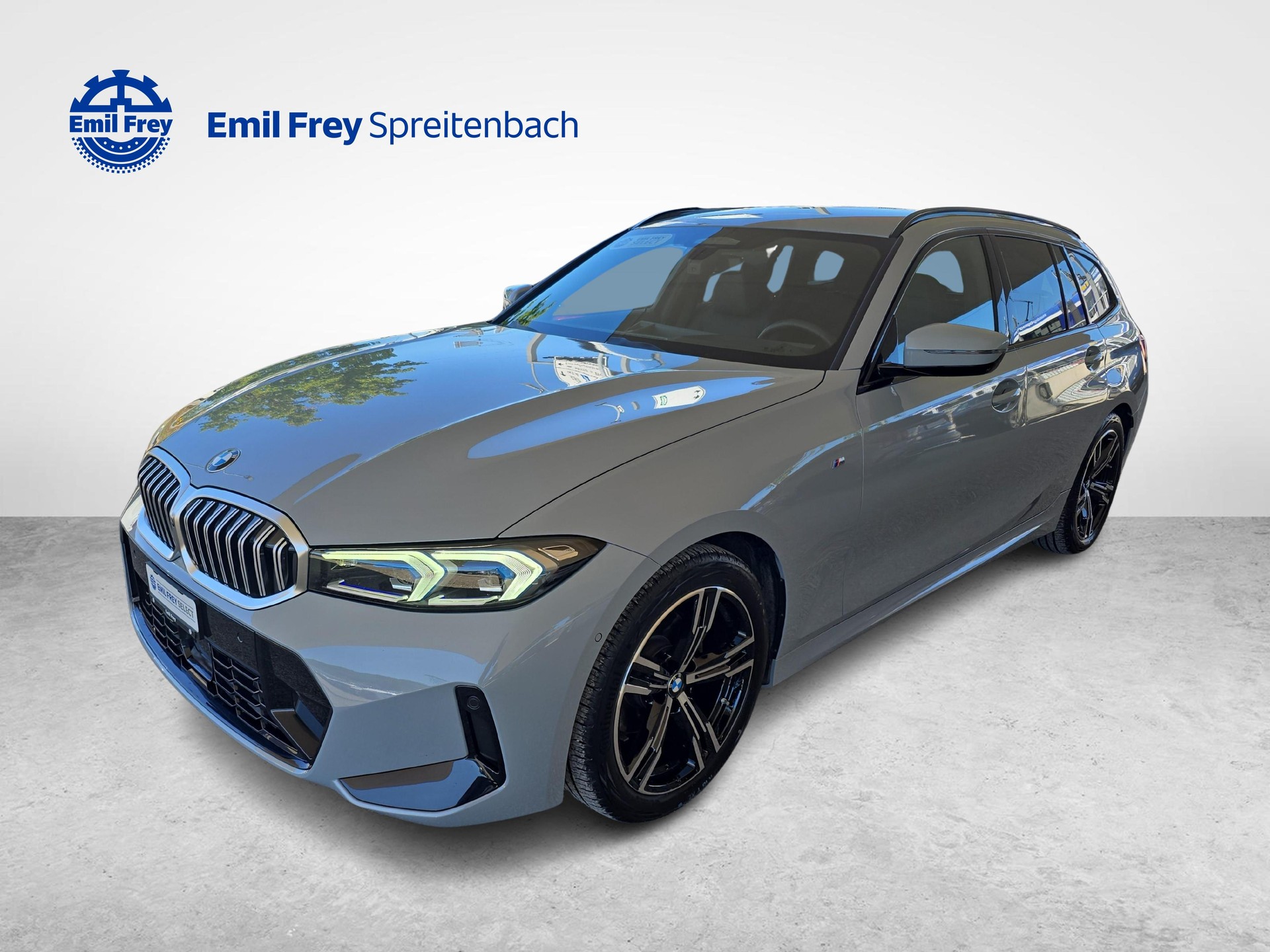 BMW 320d xDrive Touring-image-0
