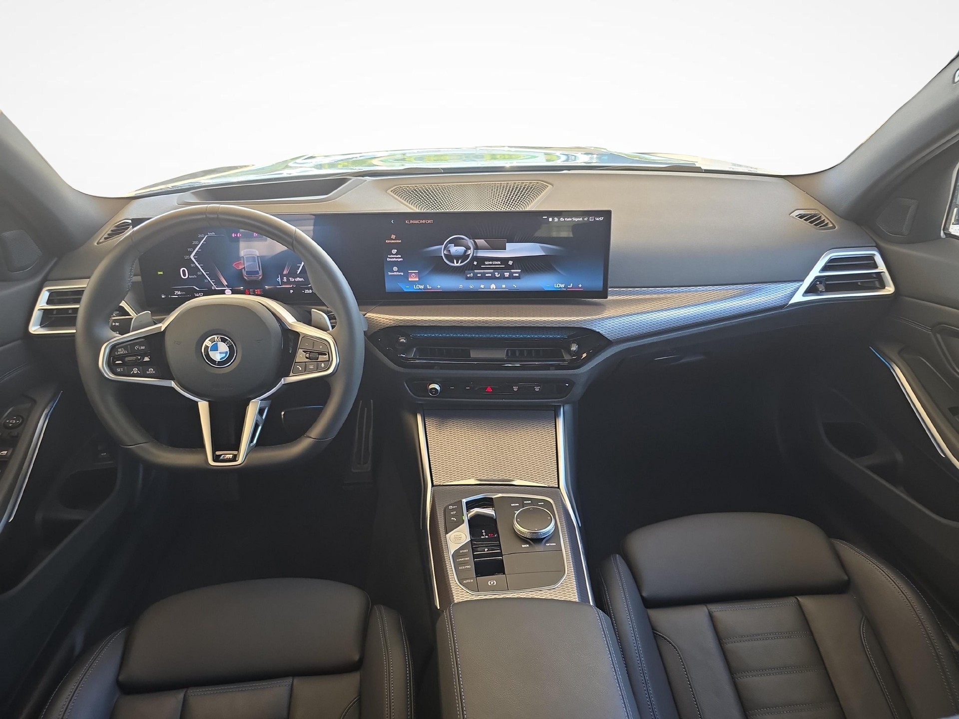BMW 320d xDrive Touring-image-8