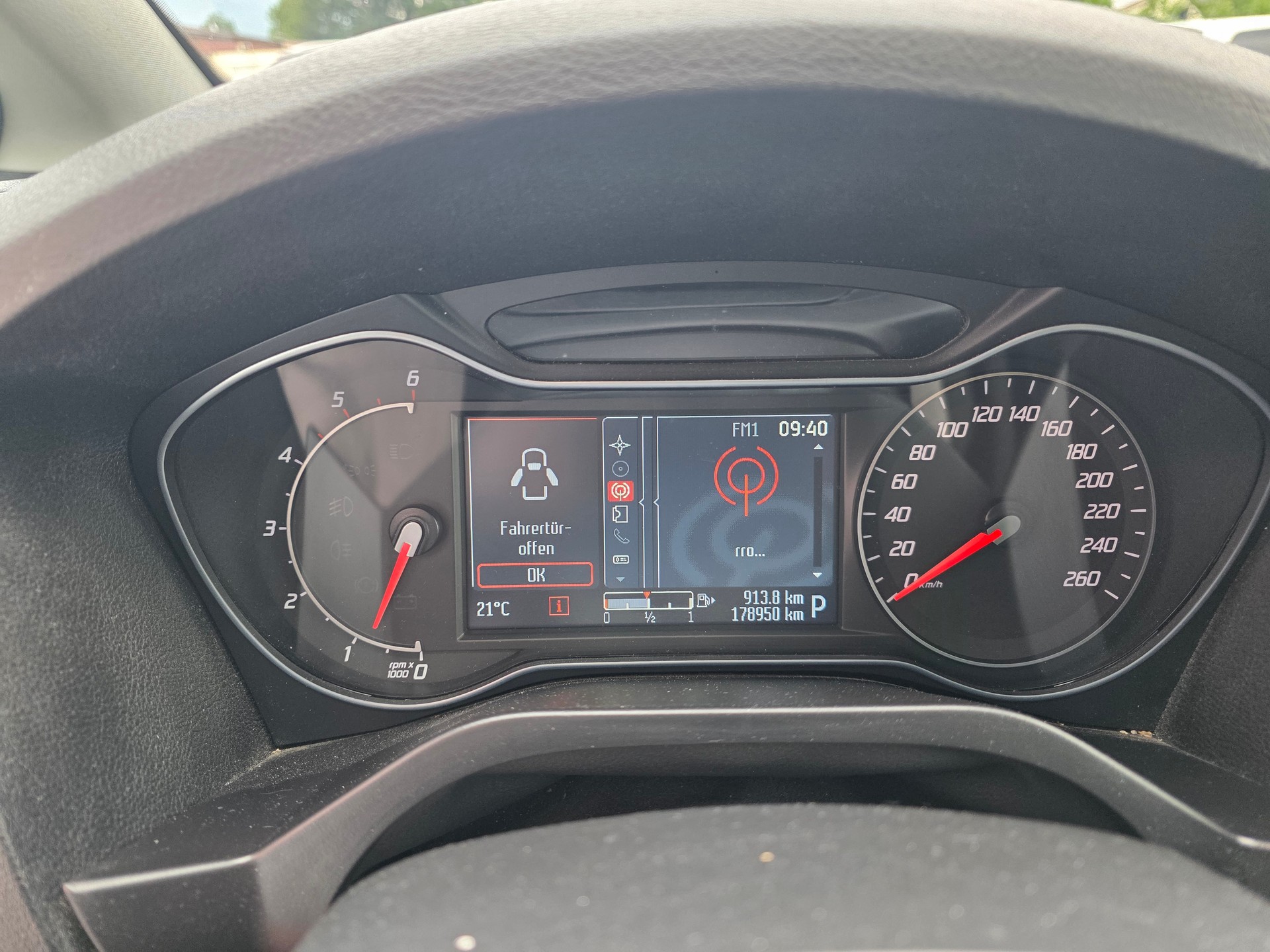 FORD S-Max 2.0 TDCi Titanium PowerShift-image-11