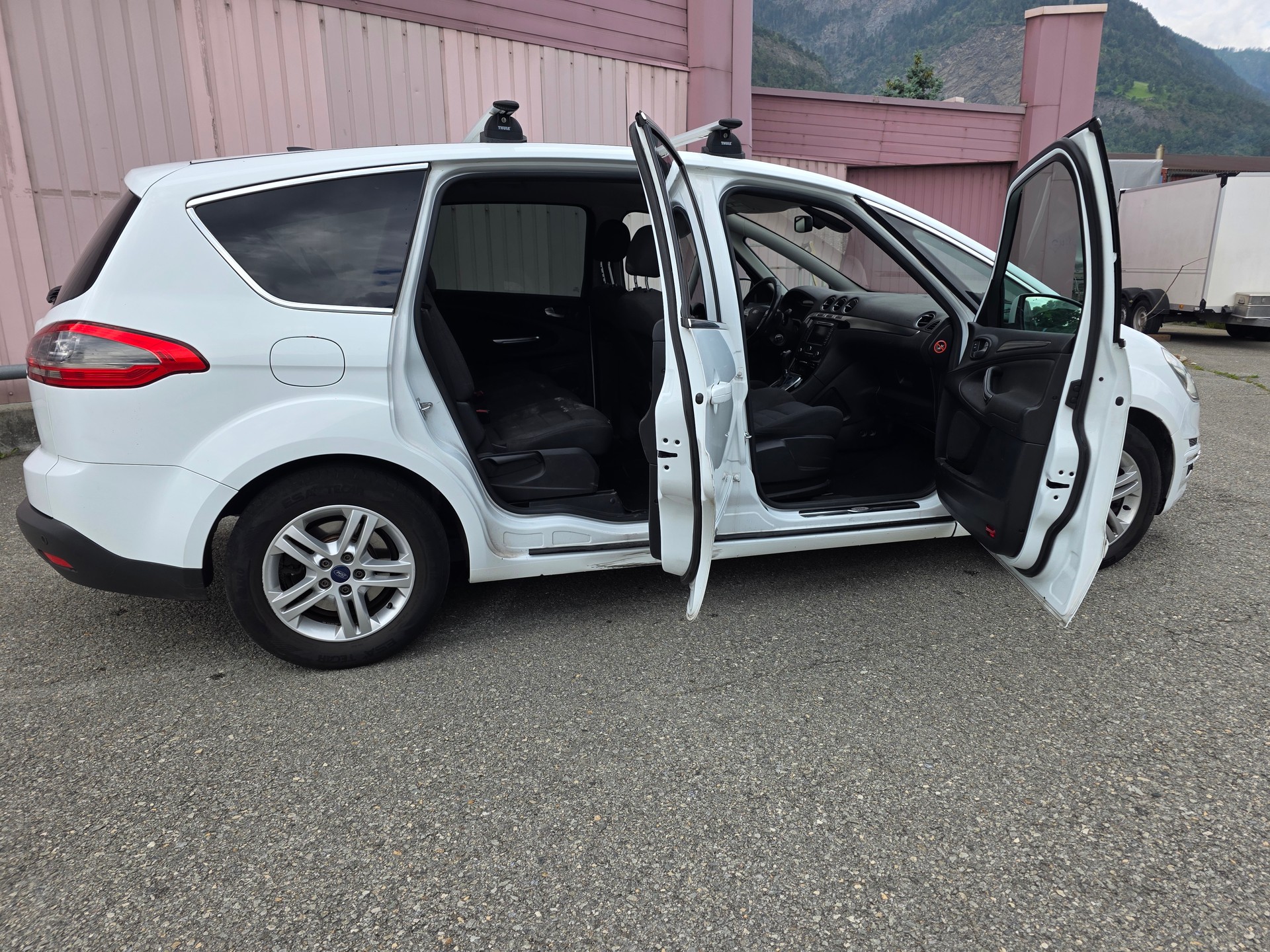 FORD S-Max 2.0 TDCi Titanium PowerShift-image-7